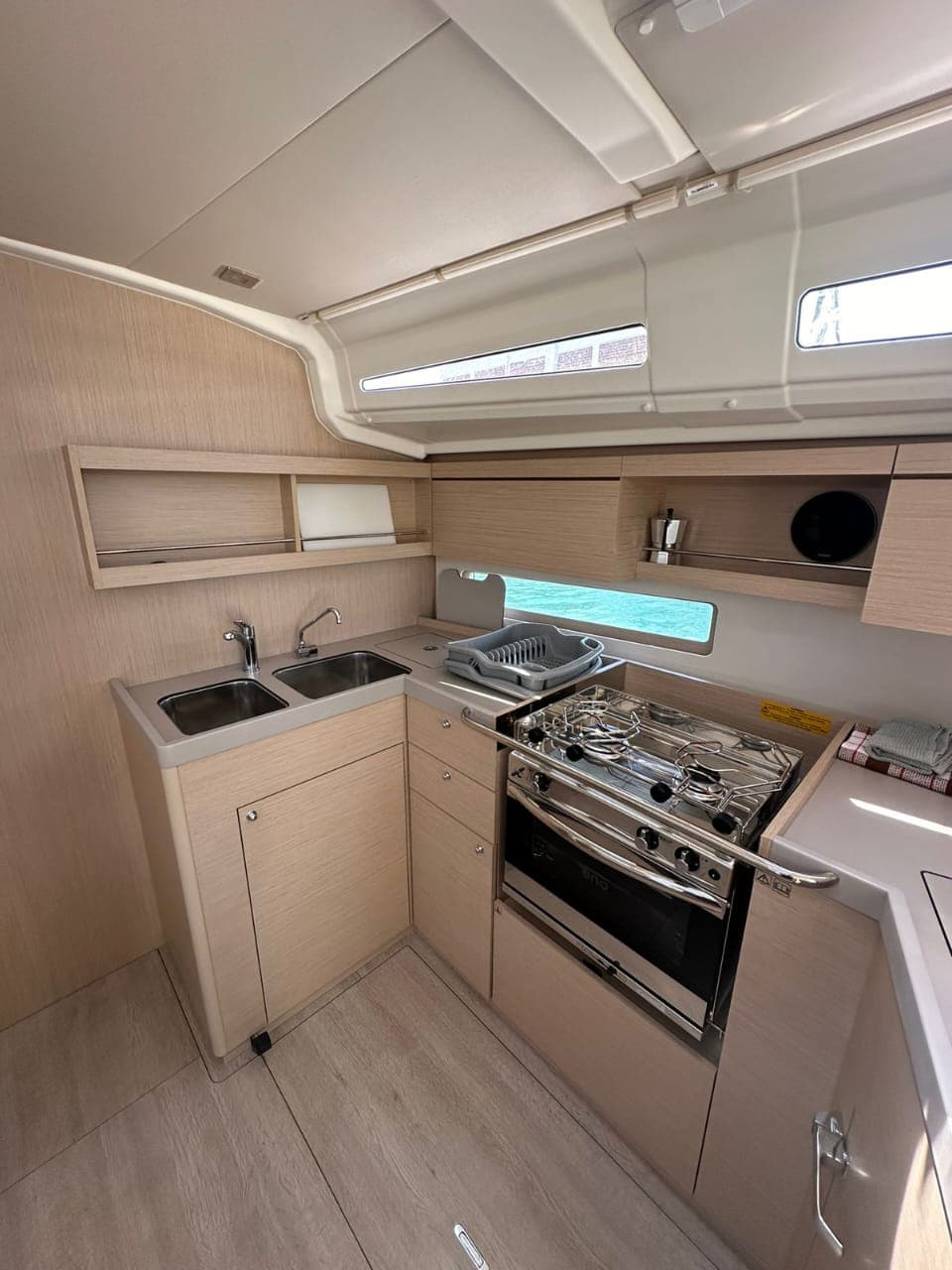 Oceanis 40.1 - photo 10