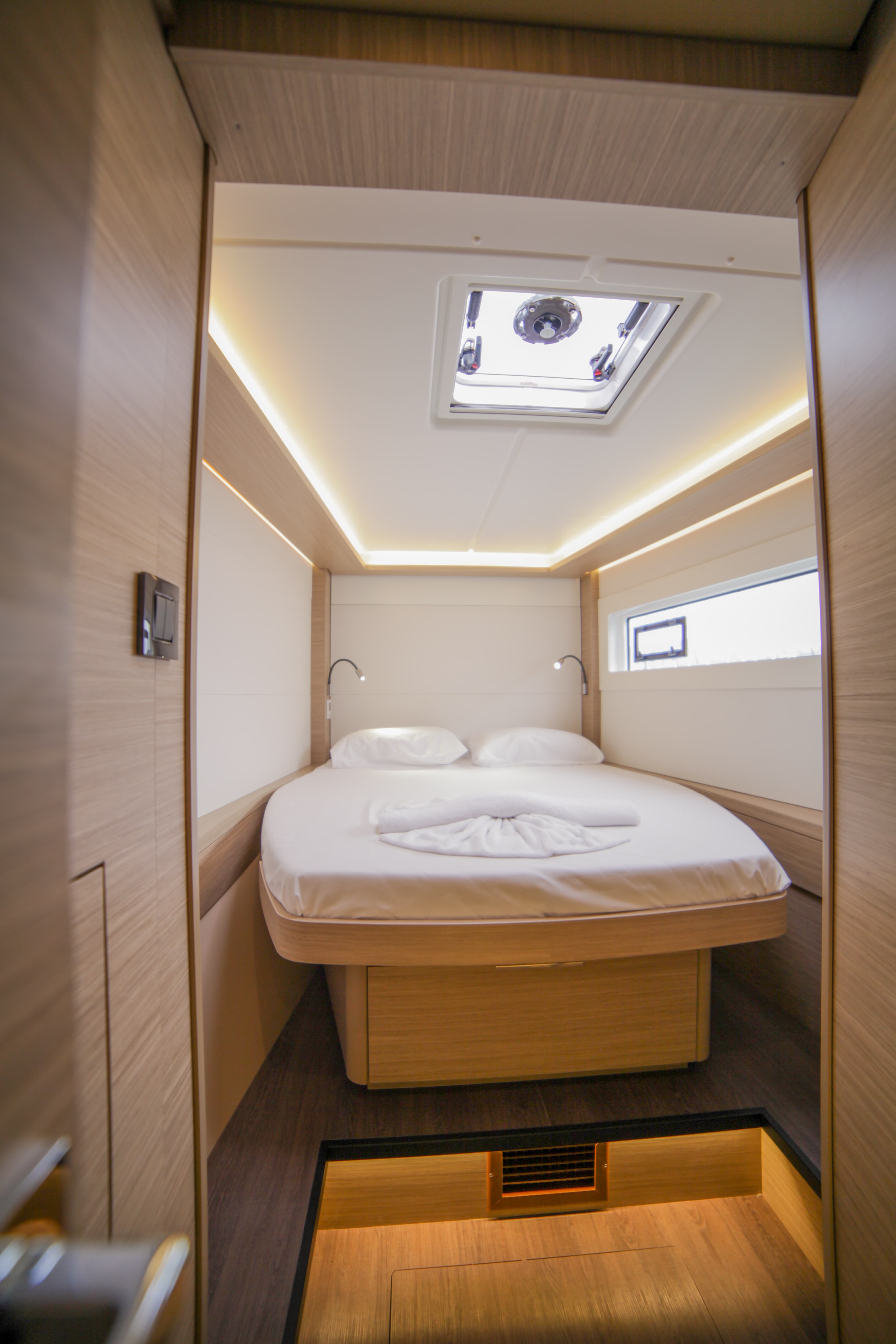 Lagoon 46  - photo 14