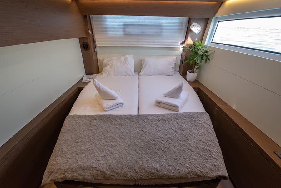 Lagoon 50 - photo 11