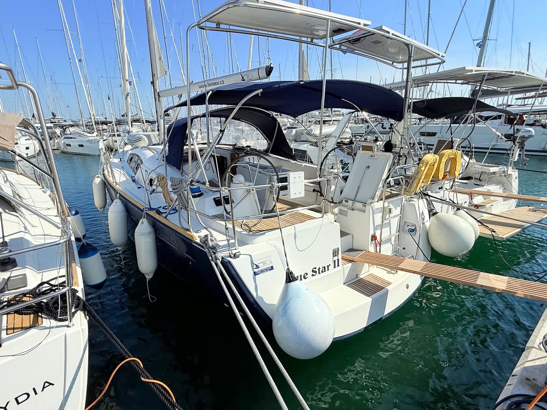 Oceanis 43 - photo