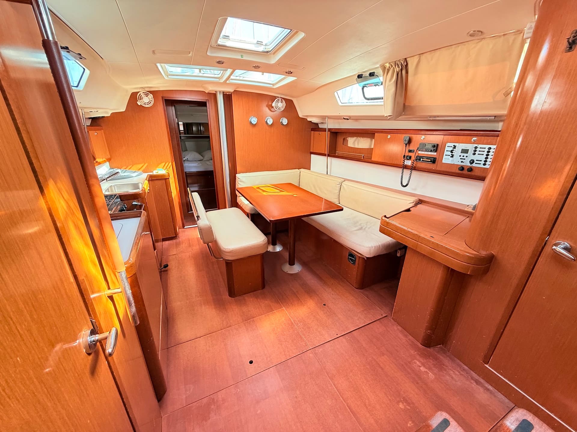 Oceanis 43 - photo 10