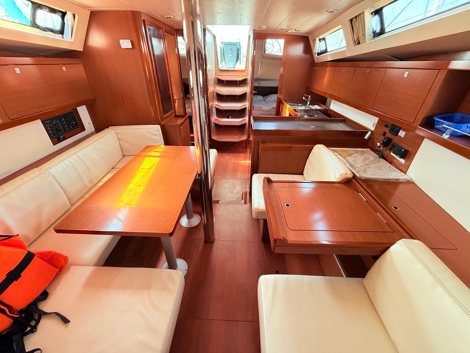 Oceanis 41 - photo 12