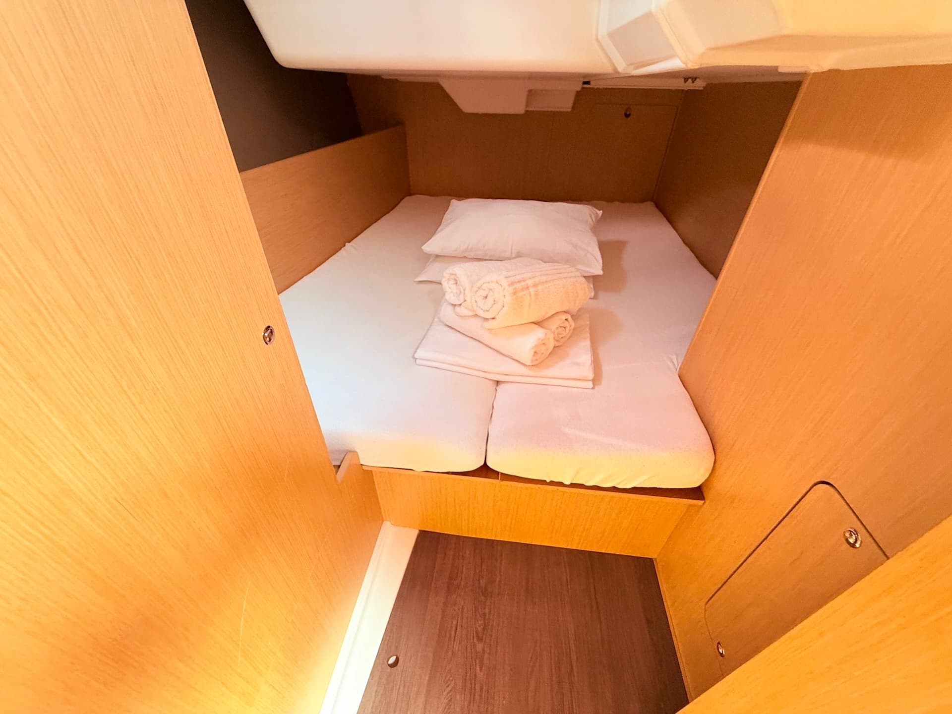 Oceanis 38.1 - photo 13