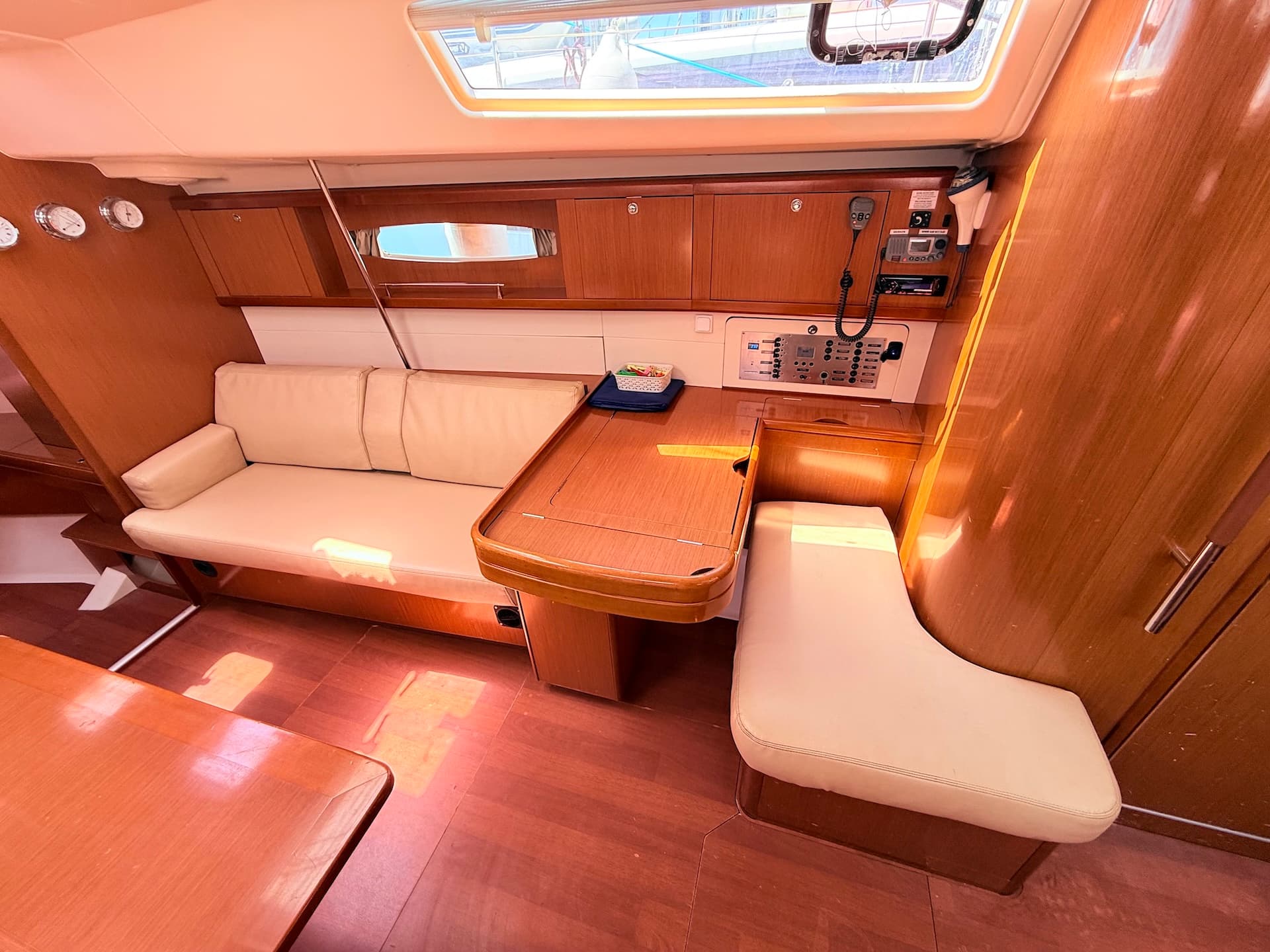 Oceanis 46 - photo 11