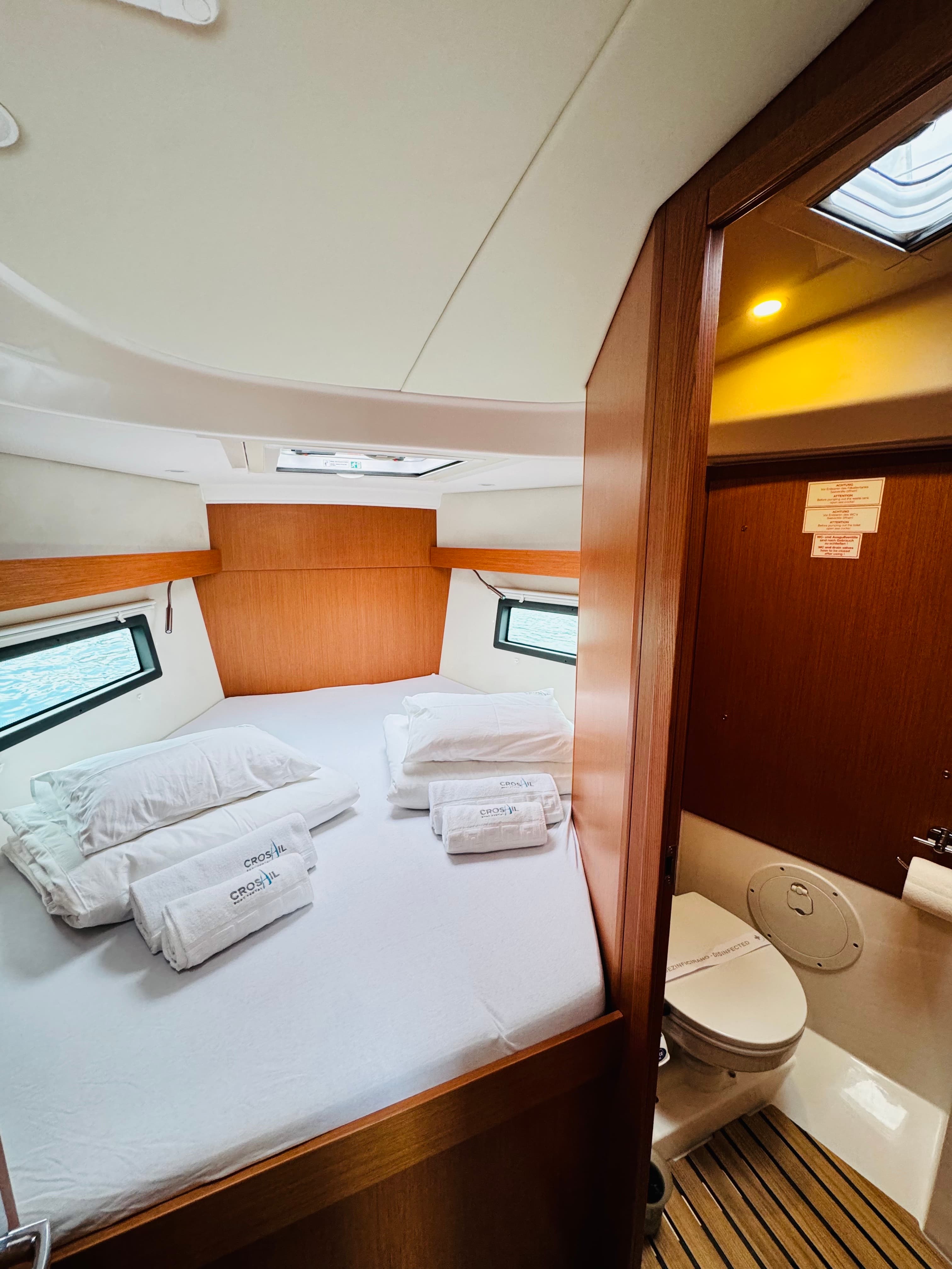 Bavaria C38 - photo 21