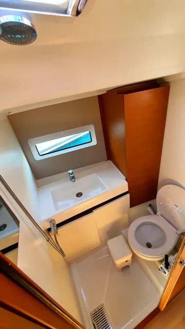 Sun Odyssey 490 - photo 9