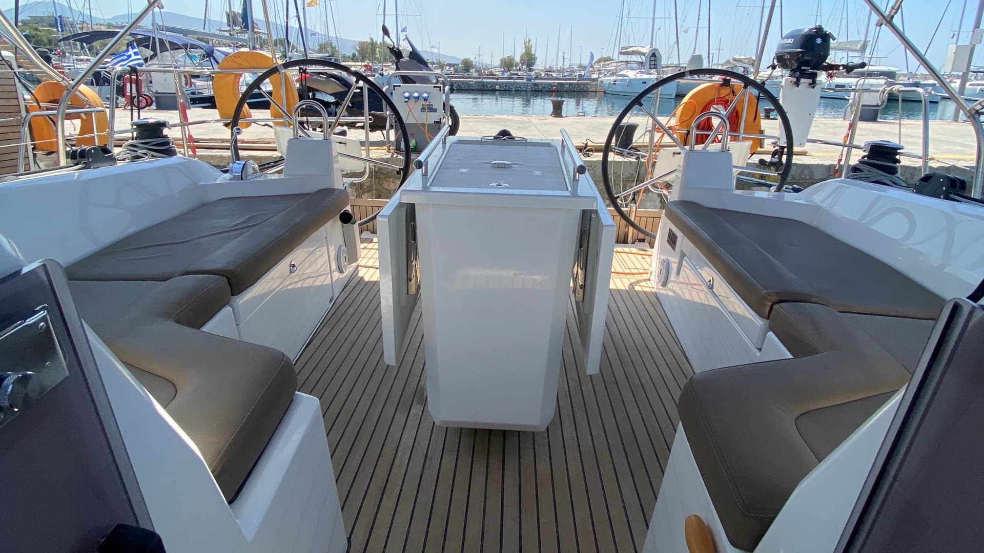 Oceanis 40.1 - photo 11