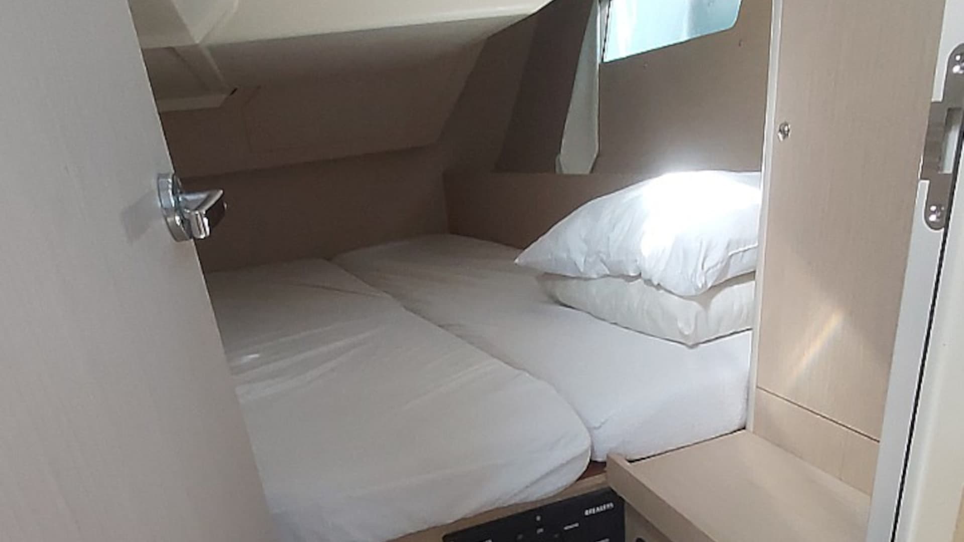 Oceanis 41.1 - photo 5