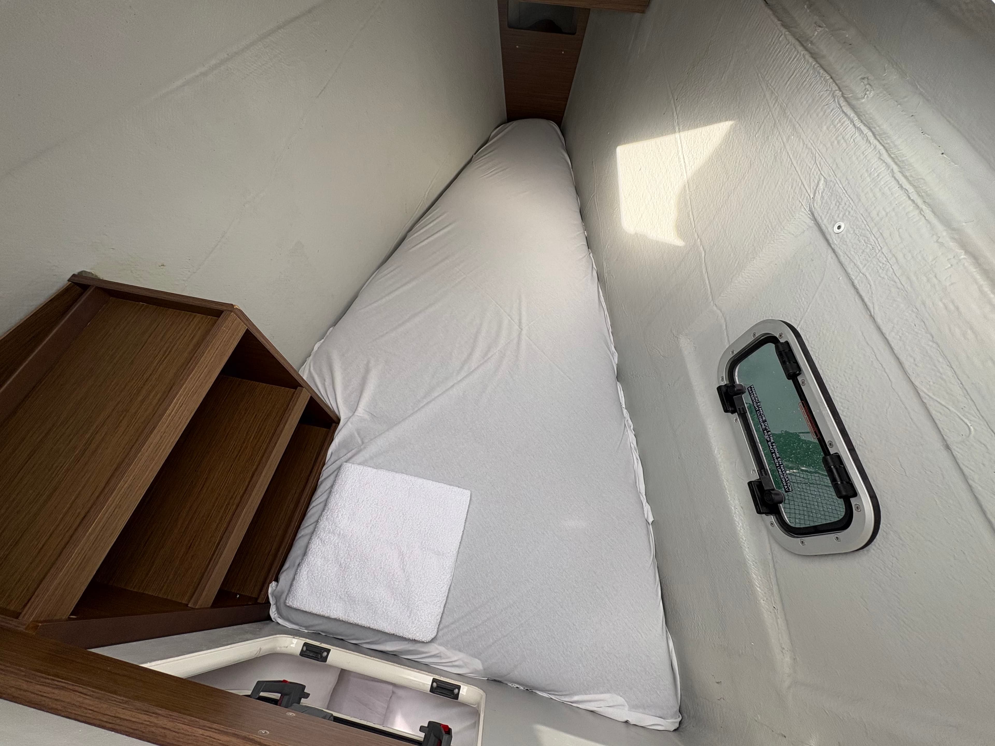 Lagoon 42 - photo 10