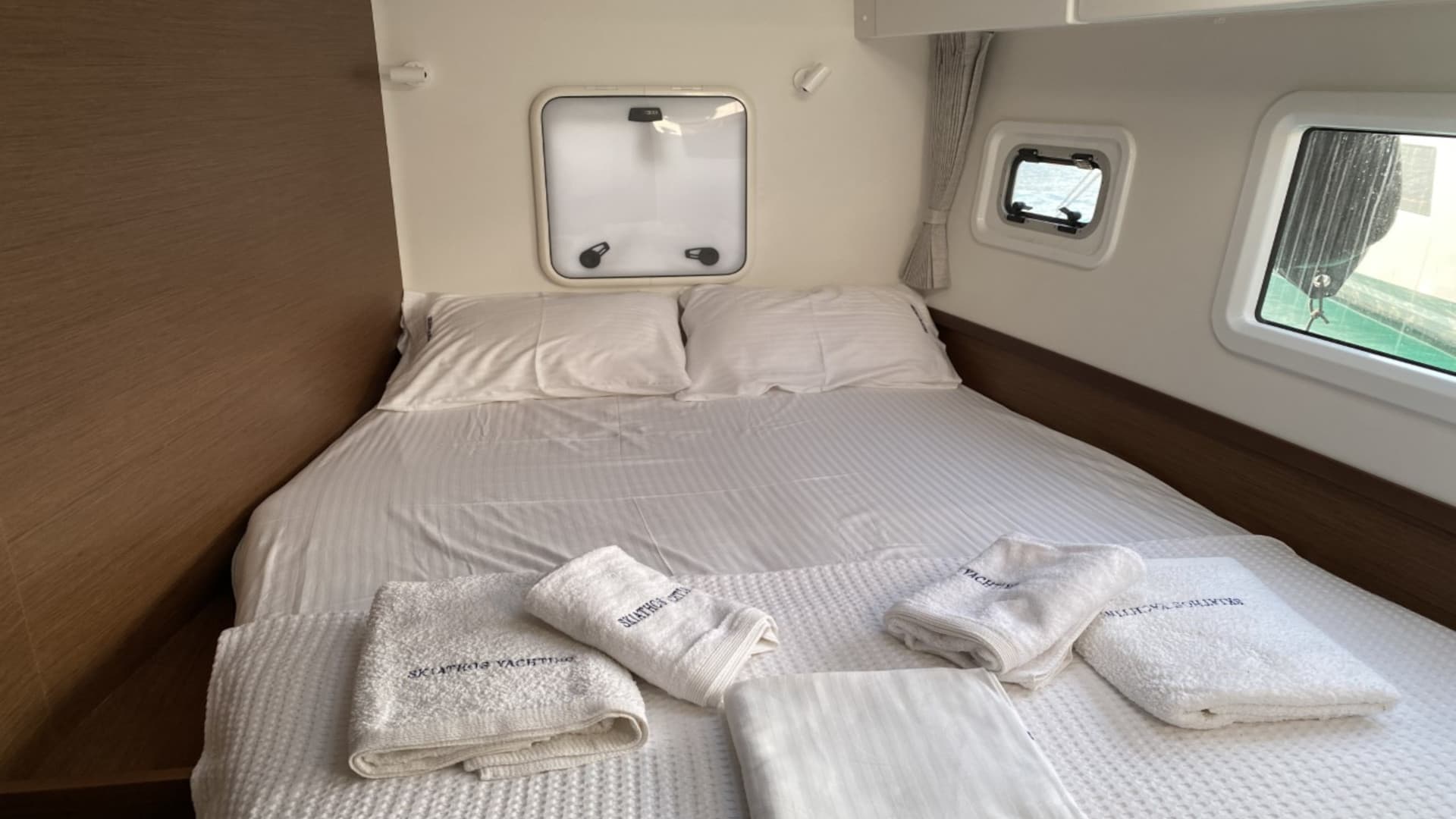 Lagoon 42 - photo 16