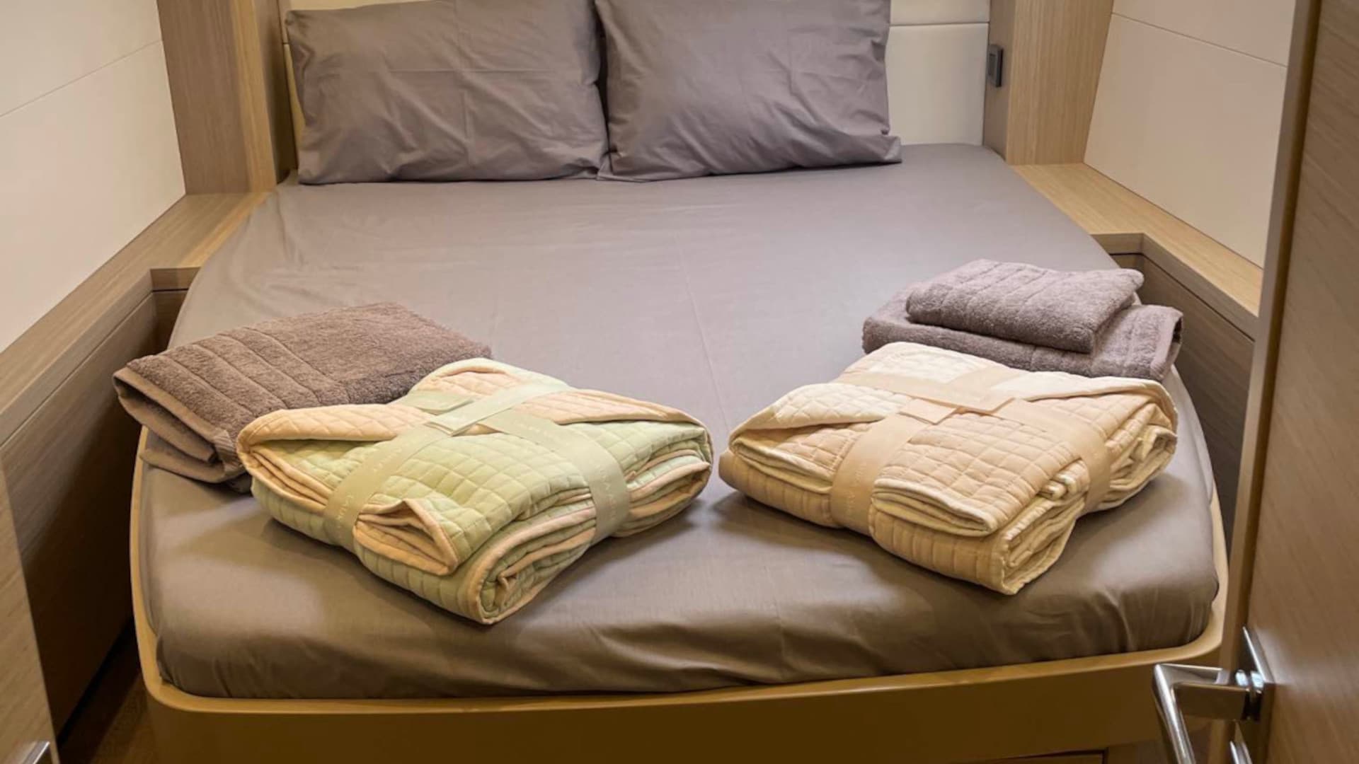 Lagoon 51 - photo 10