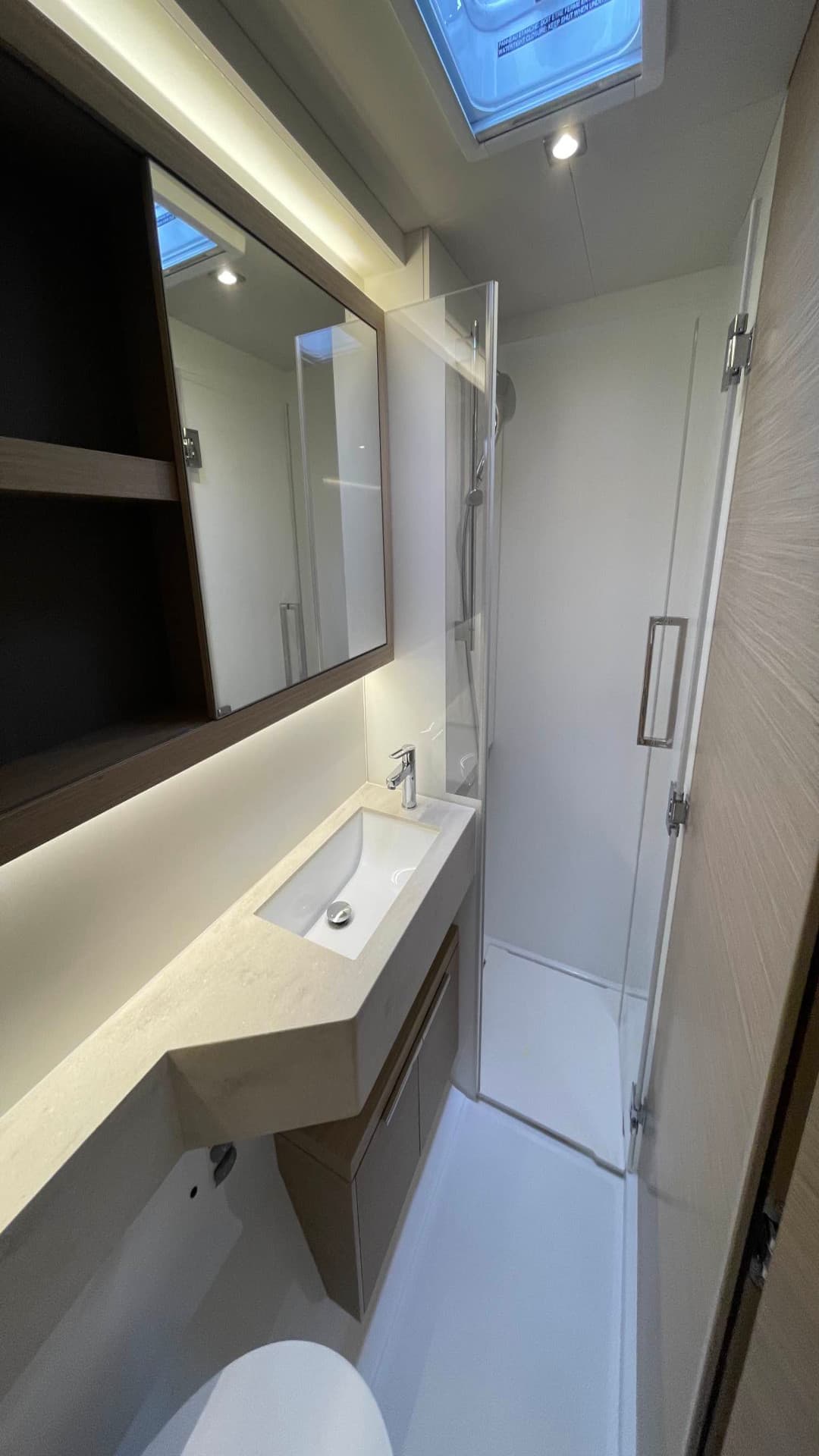 Lagoon 51 - photo 20