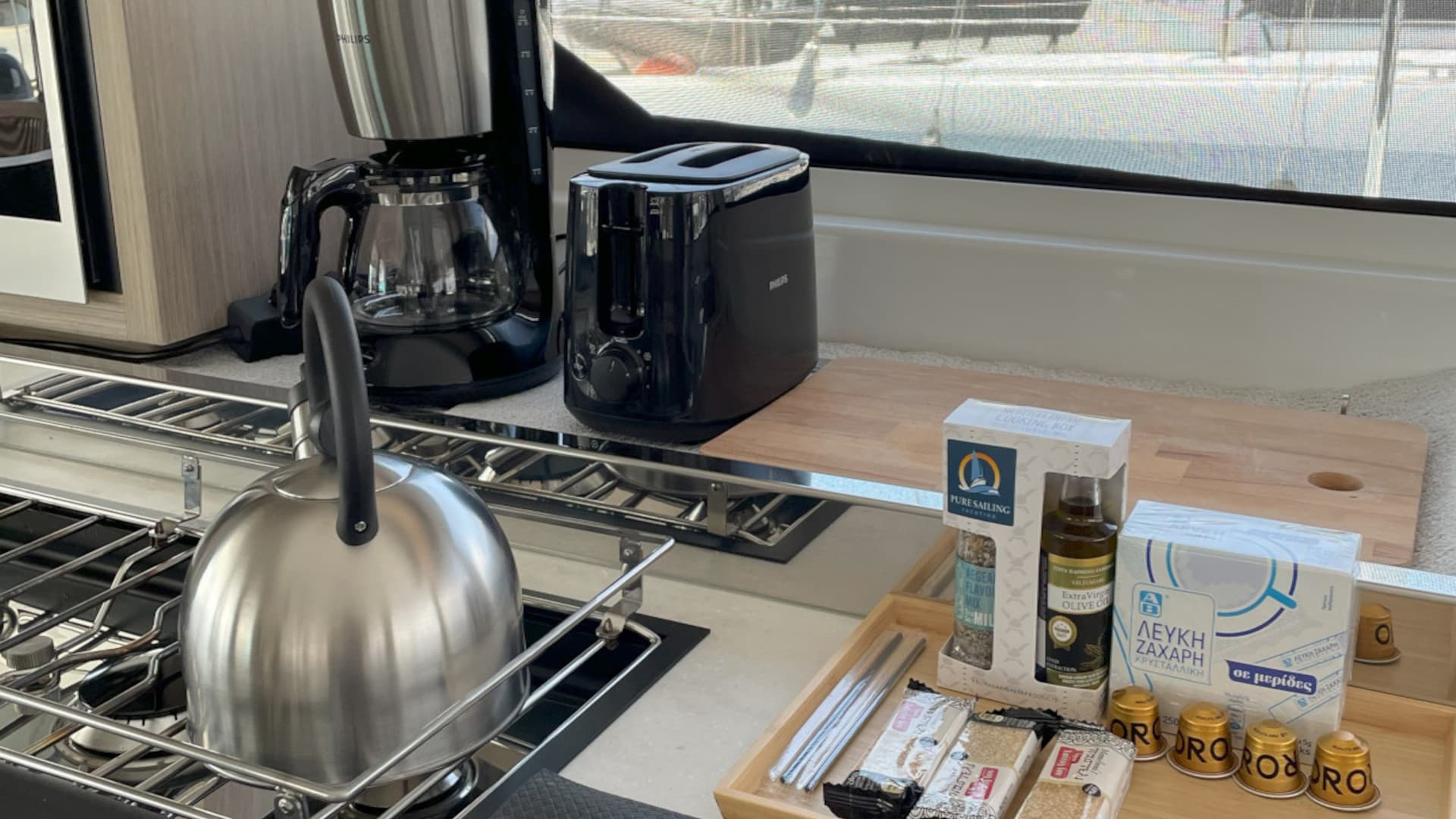 Lagoon 46  - photo 4