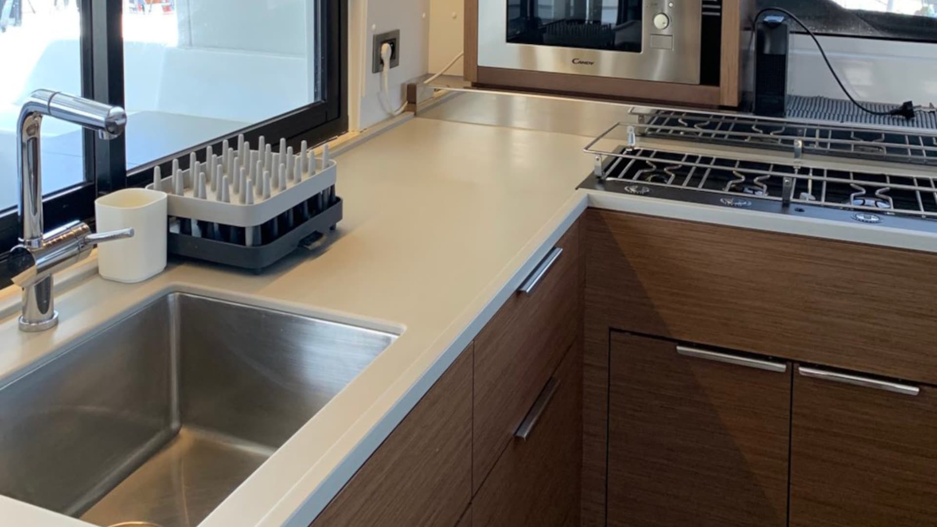 Lagoon 46  - photo 18