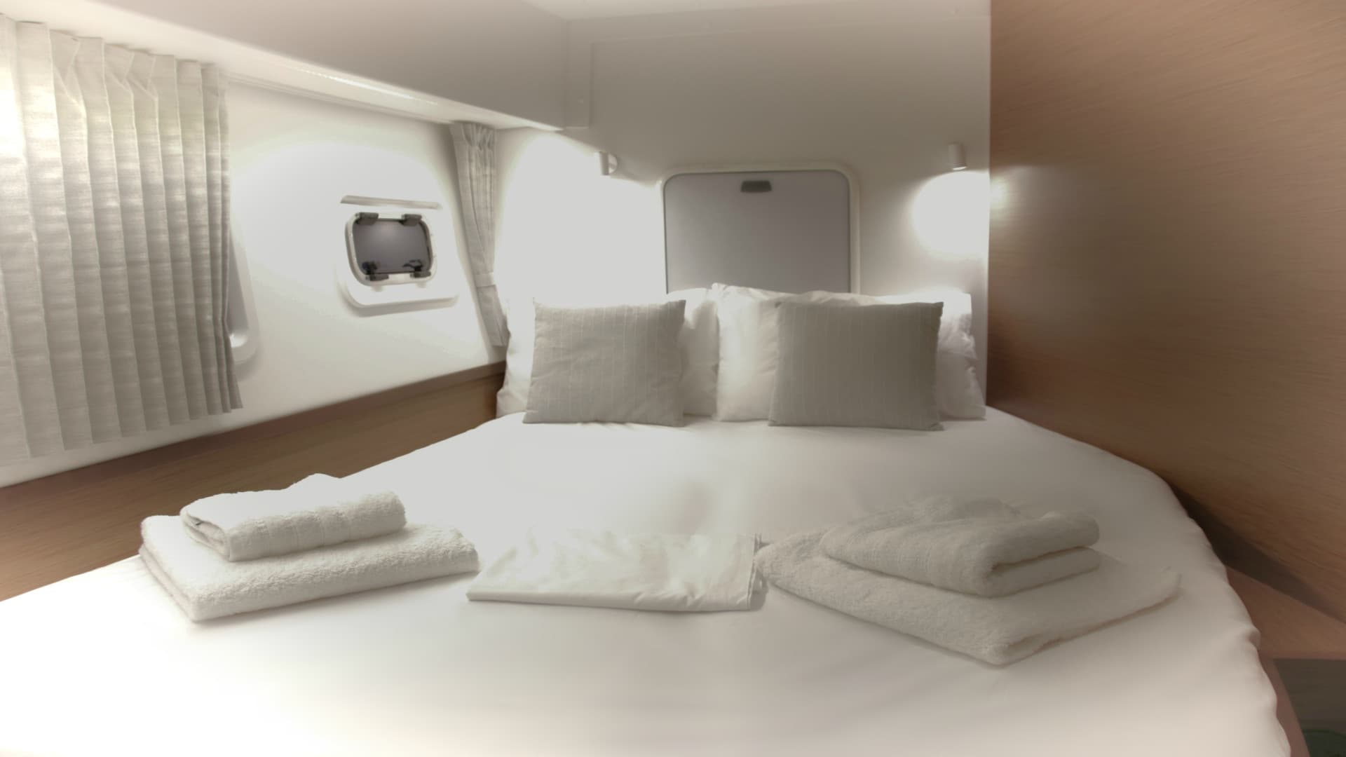 Lagoon 42 - photo 15