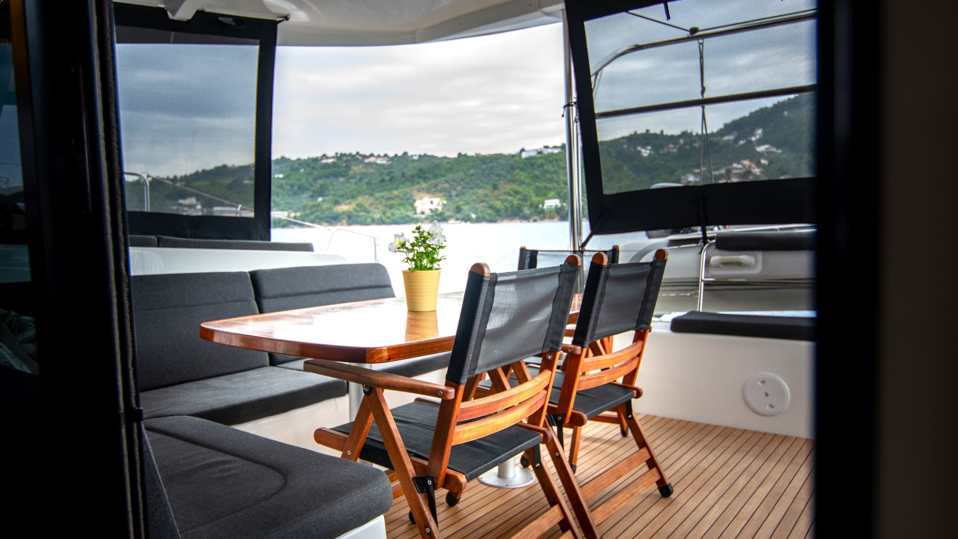 Lagoon 42 - photo 15