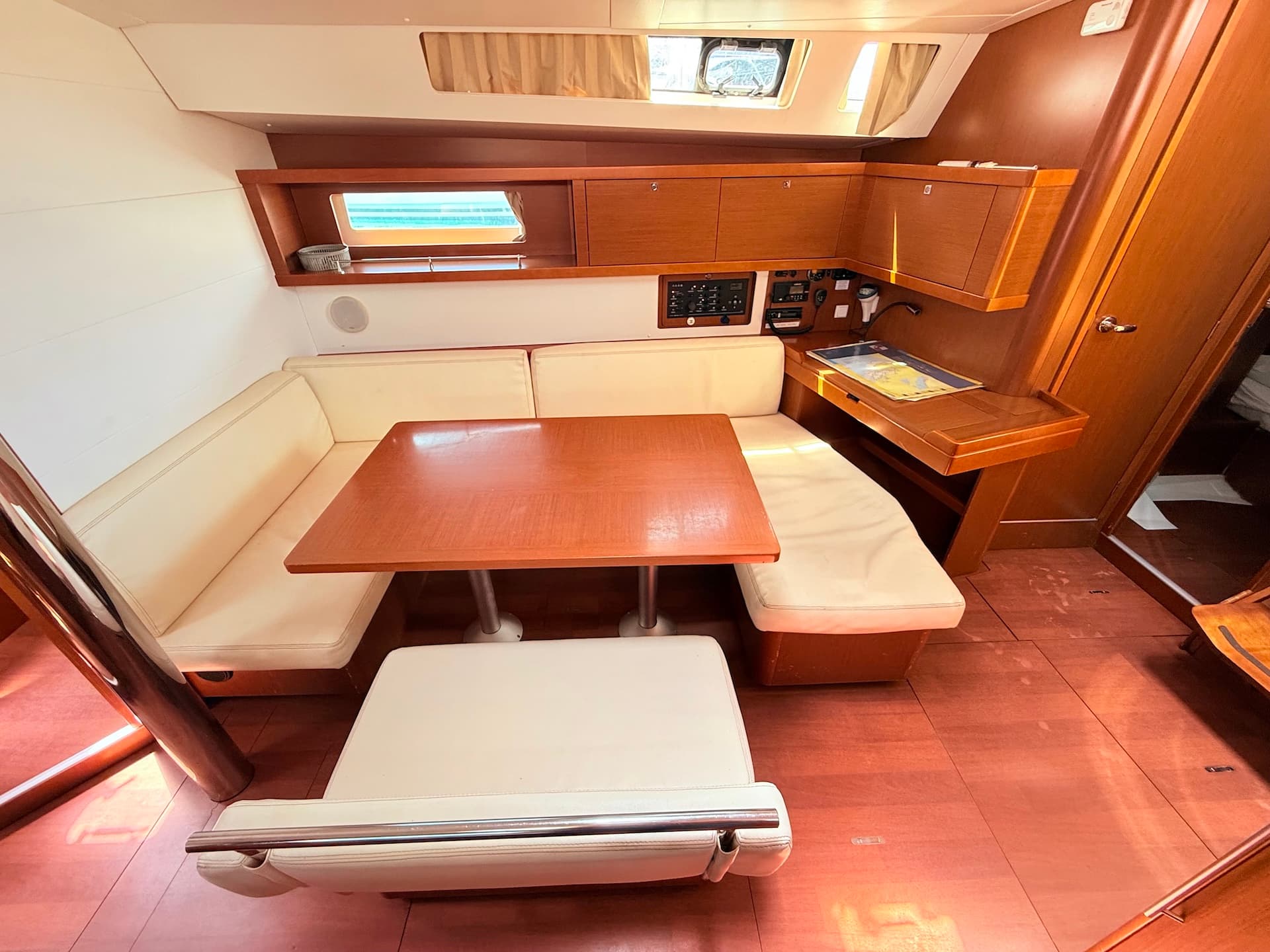 Oceanis 45 - photo 12