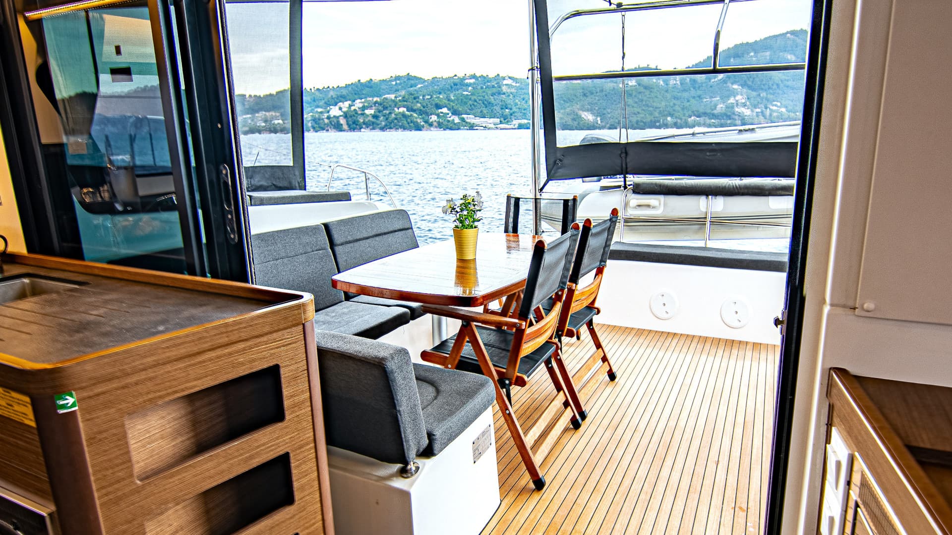 Lagoon 42 - photo 16