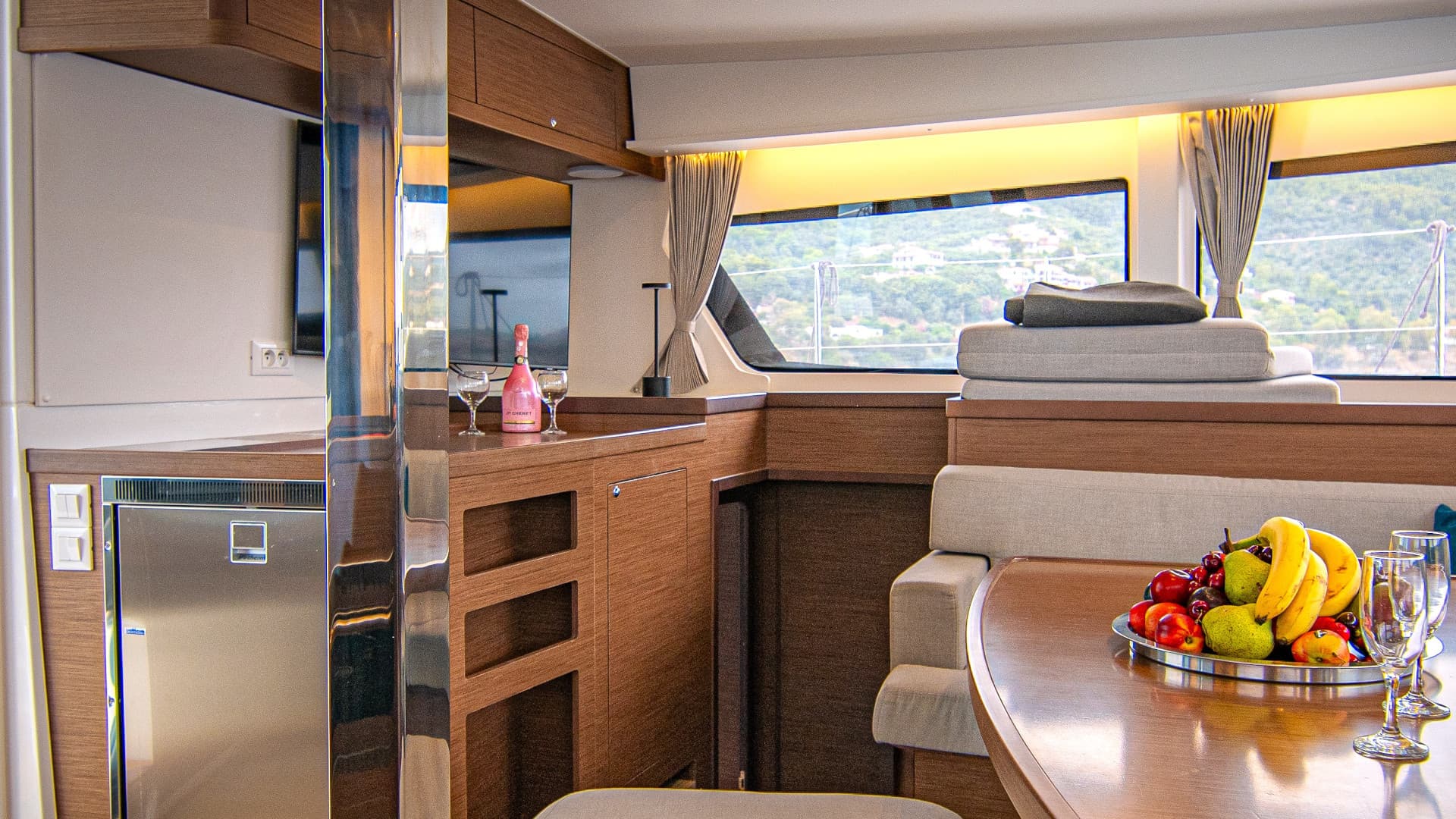 Lagoon 42 - photo 19