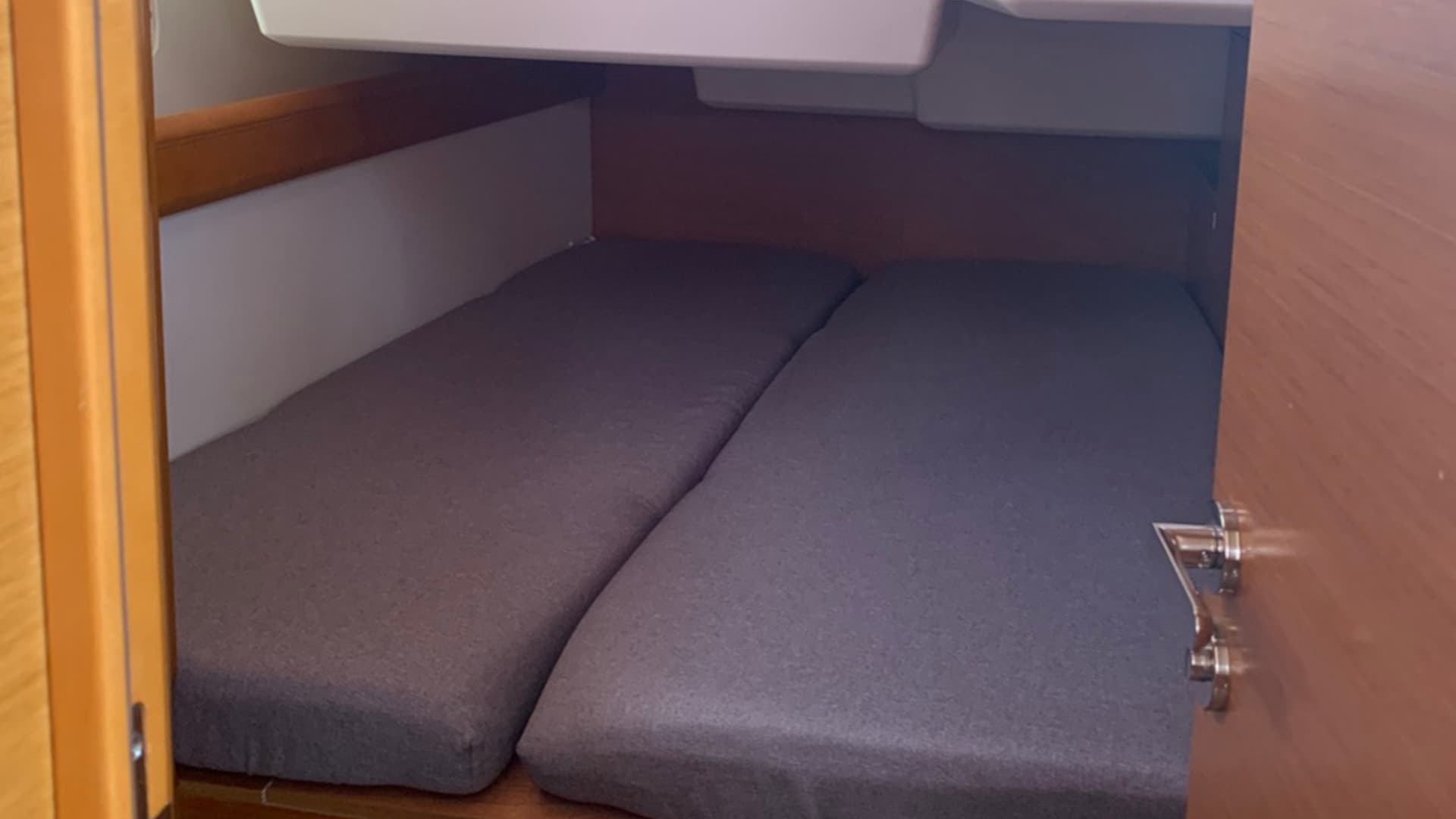 Sun Odyssey 519 - photo 8