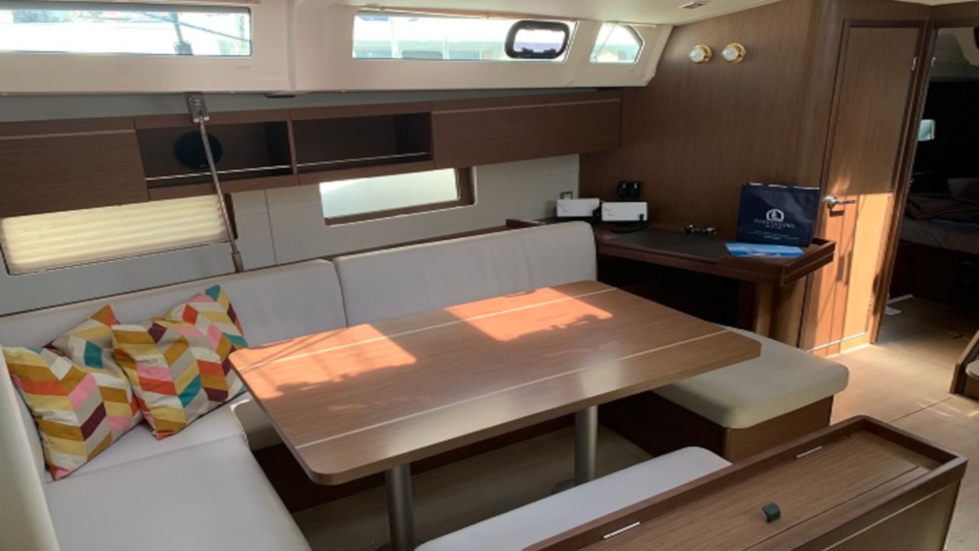 Oceanis 46.1 - photo 8