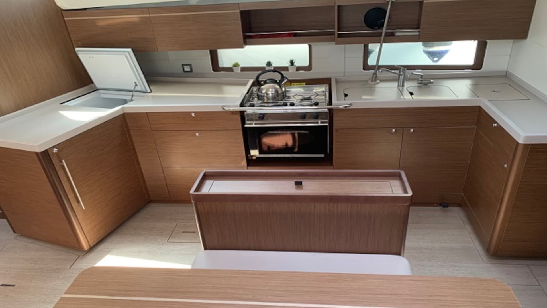 Oceanis 46.1 - photo 19