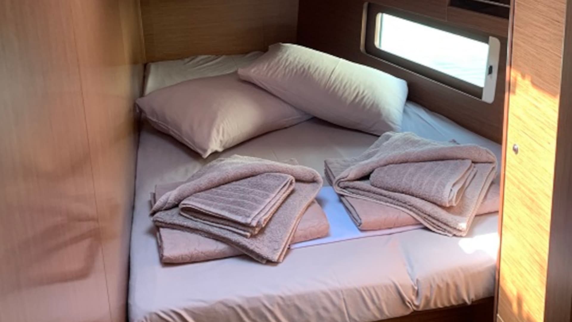 Oceanis 46.1 - photo 10