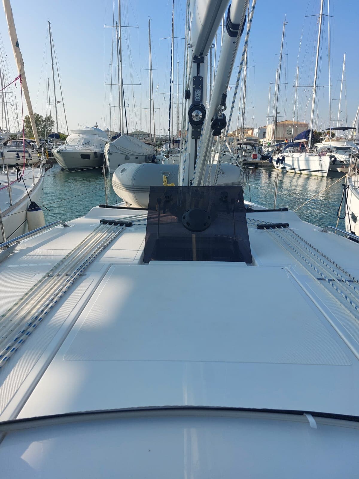 Bavaria C42 - photo 13