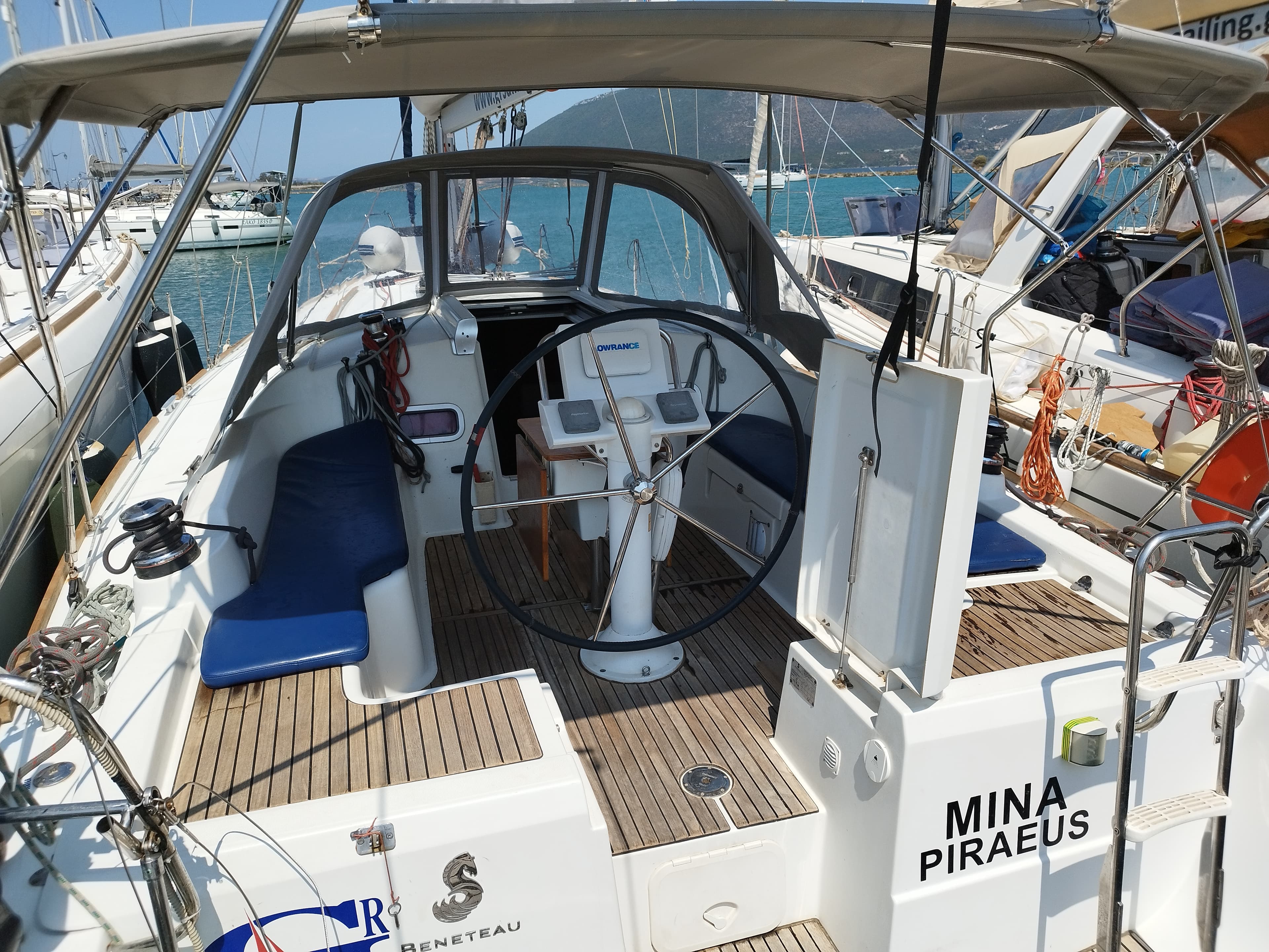 Oceanis 37 - photo 16