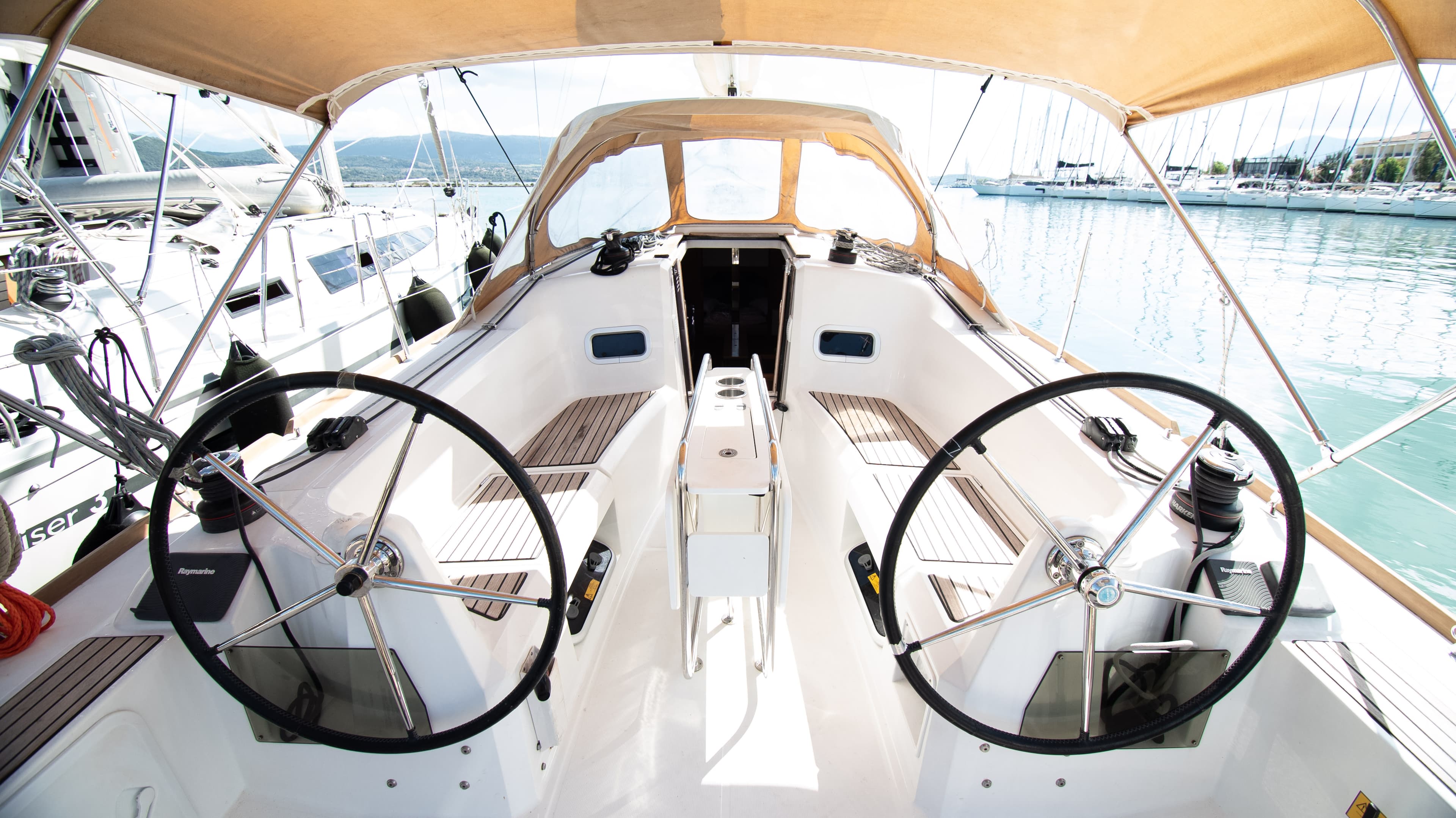 Sun Odyssey 349 - photo 11