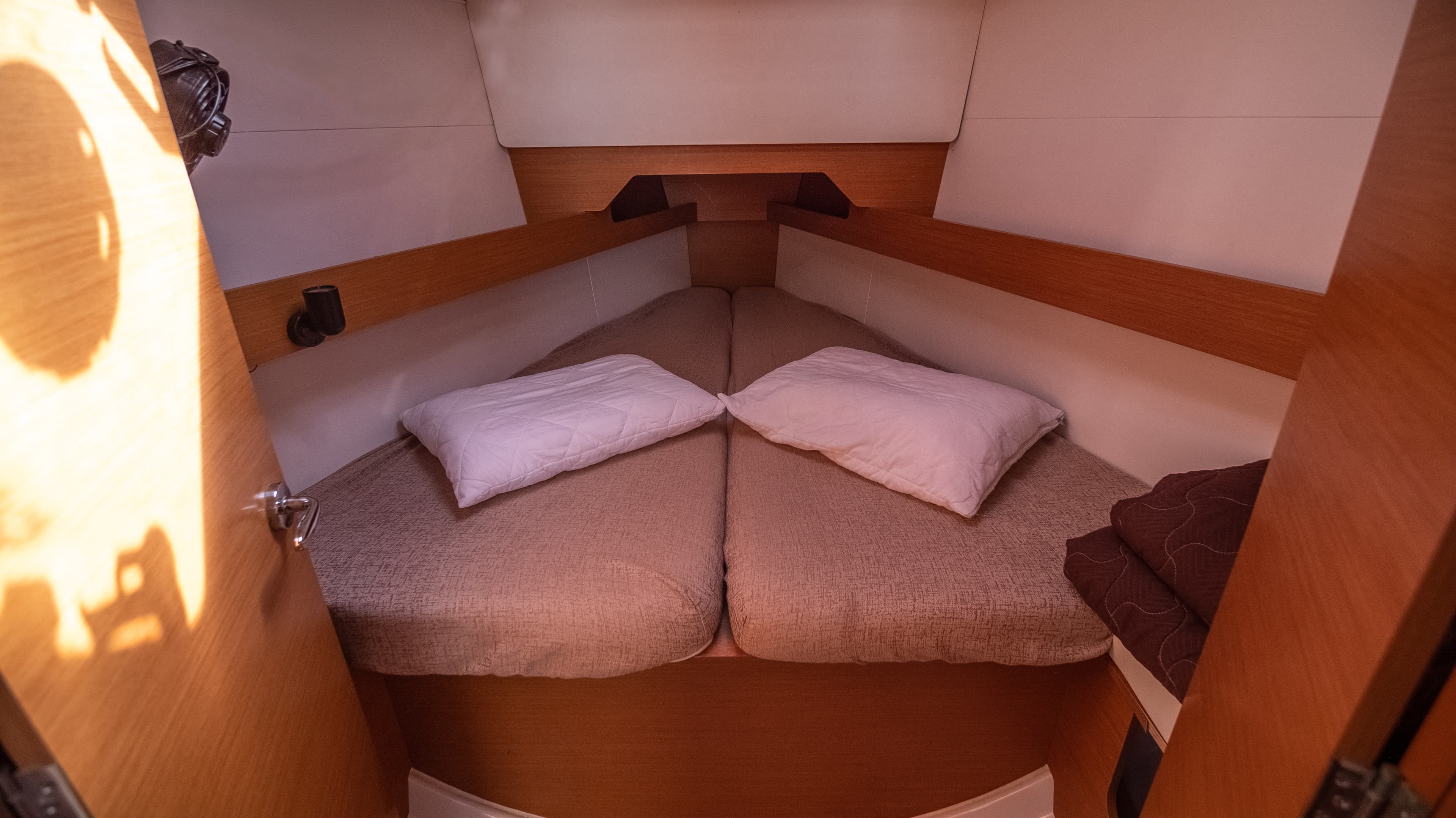 Sun Odyssey 349 - photo 9