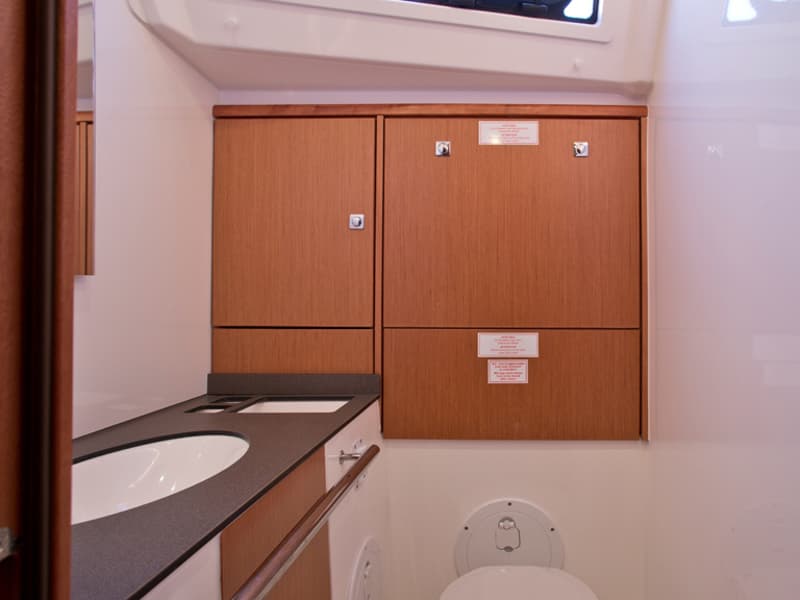 Bavaria 46 Cruiser - photo 16