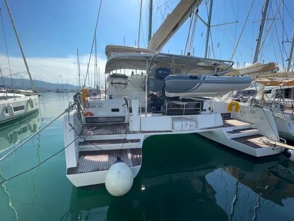 Lagoon 42 - photo 15