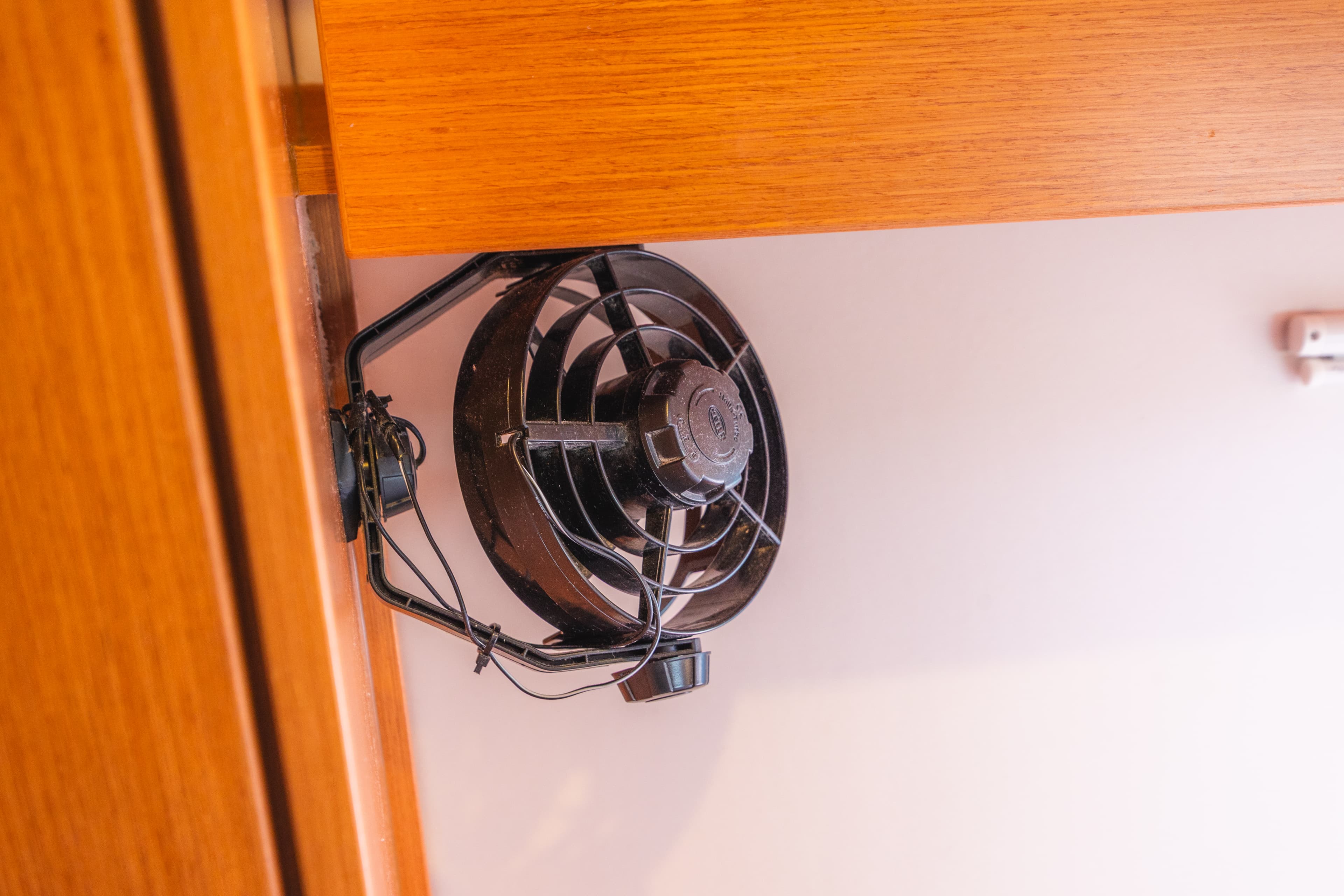 Bavaria C42 - photo 43