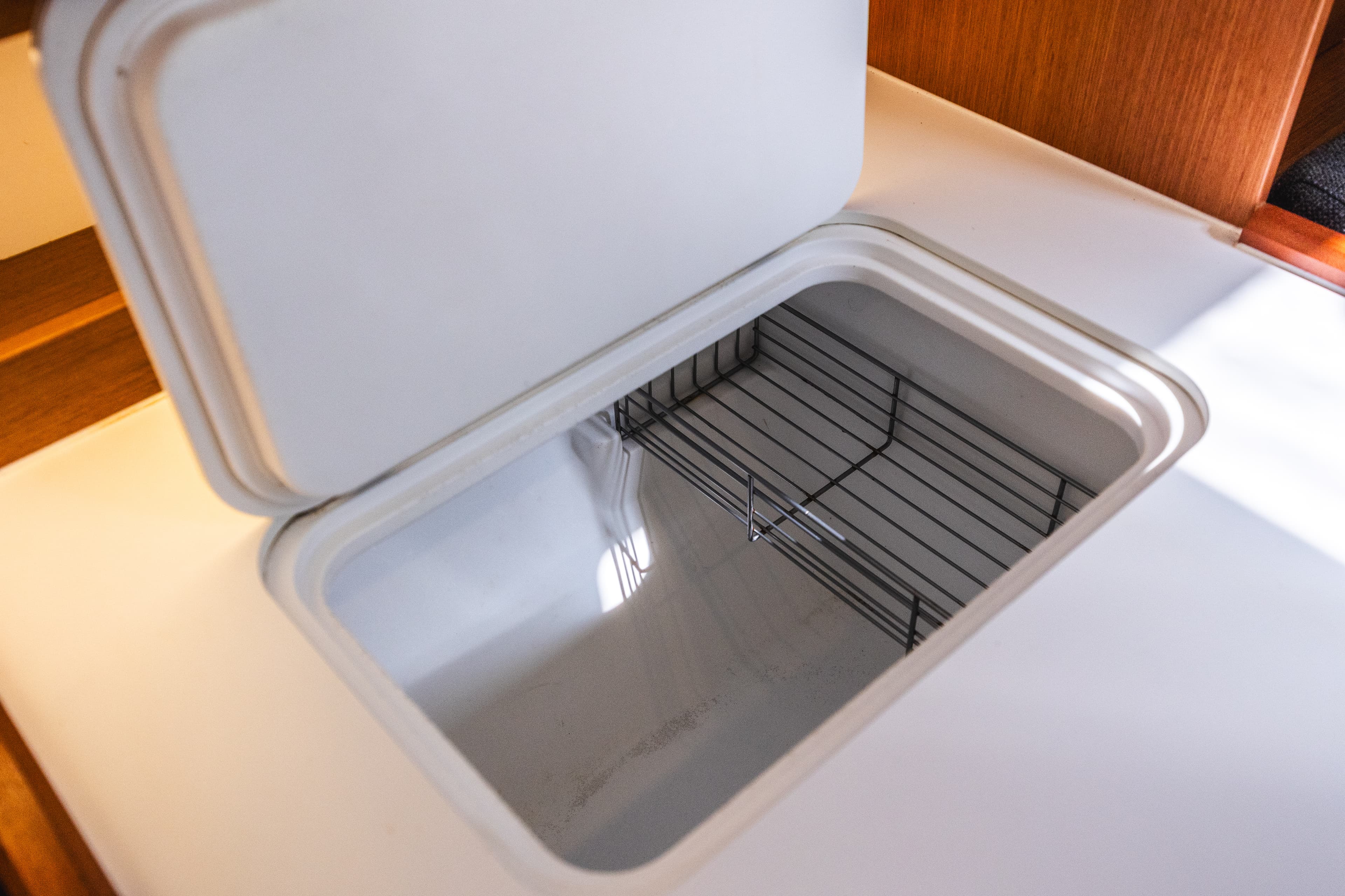 Bavaria C42 - photo 24