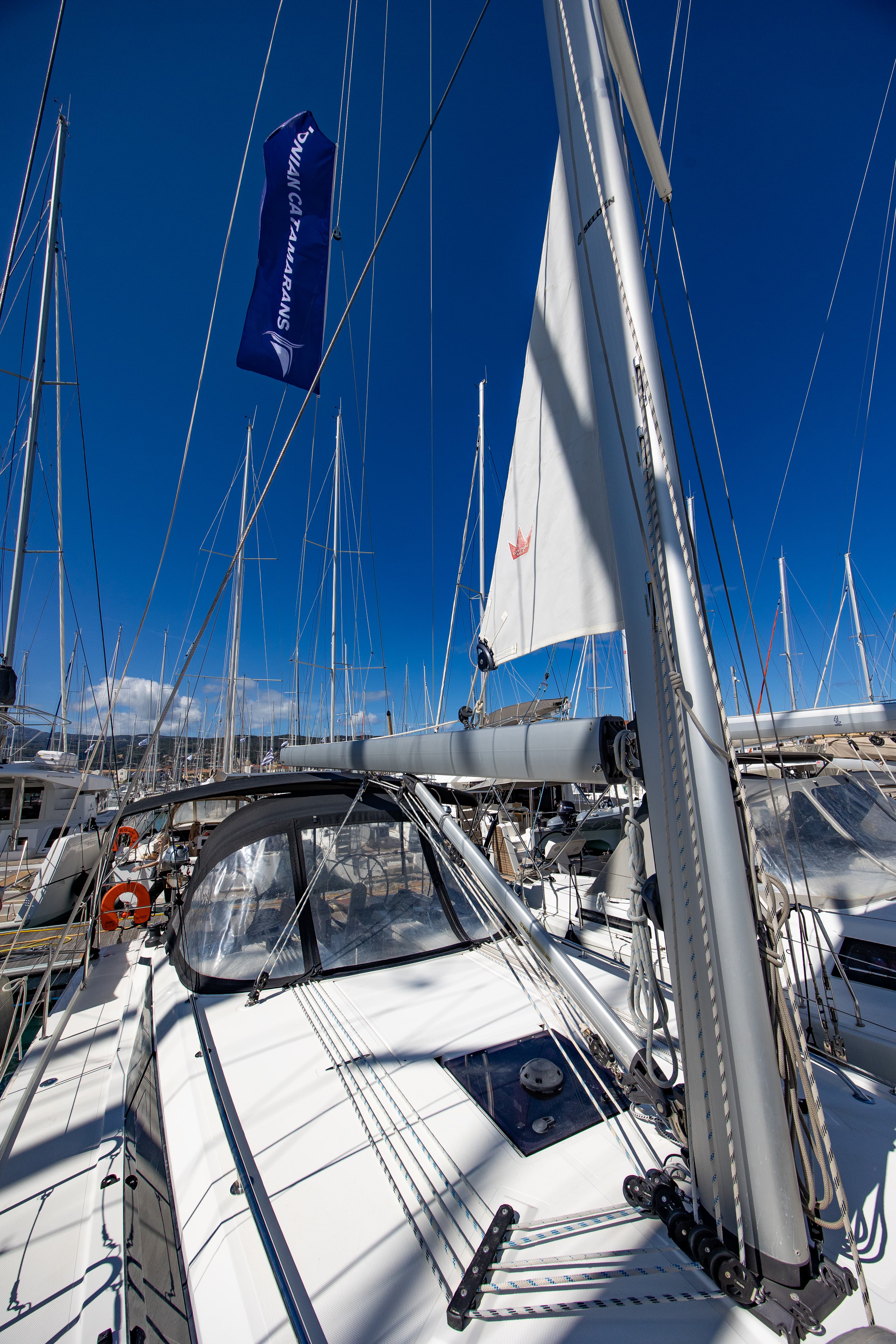 Bavaria C42 - photo 18