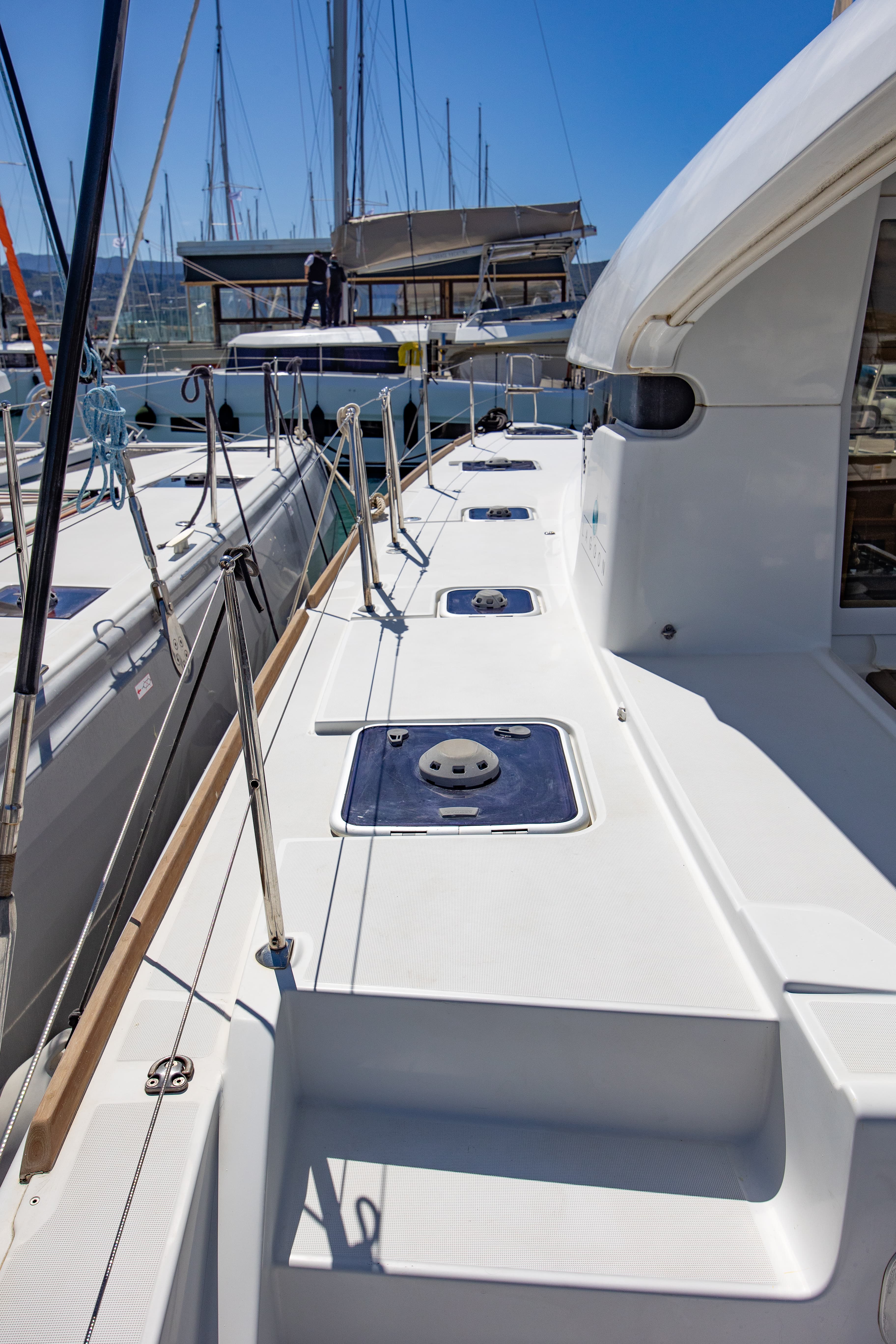 Lagoon 39 - photo 41