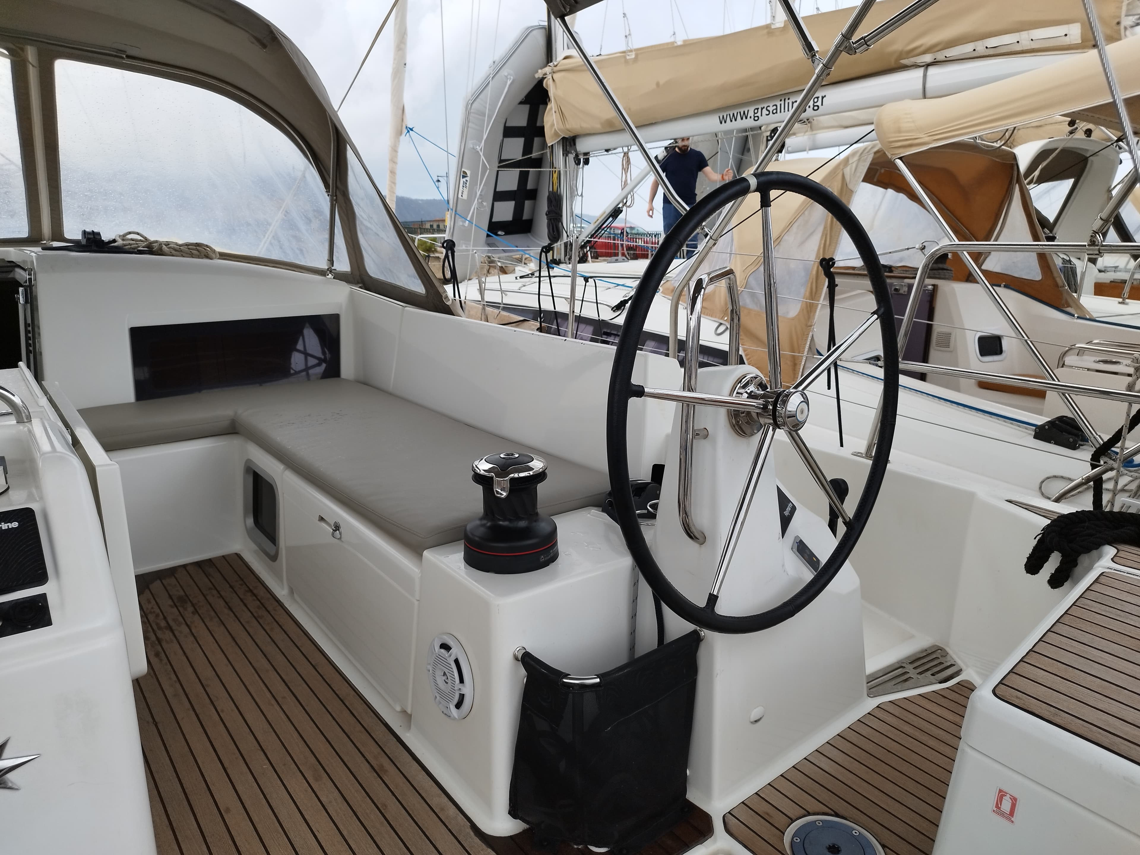 Sun Odyssey 490 - photo 7