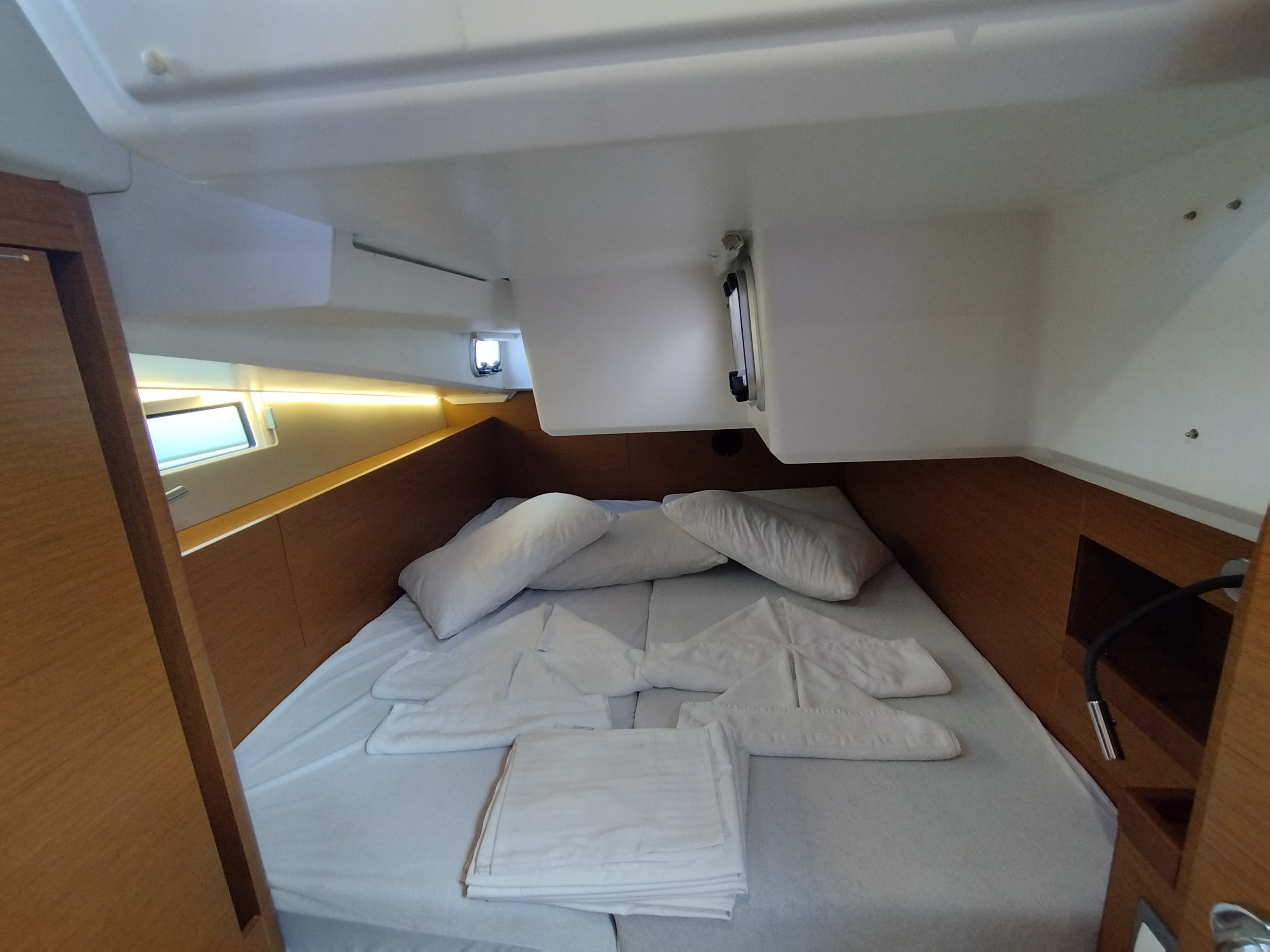 Sun Odyssey 490 - photo 12