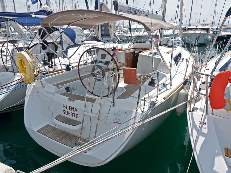 Sun Odyssey 33i - photo