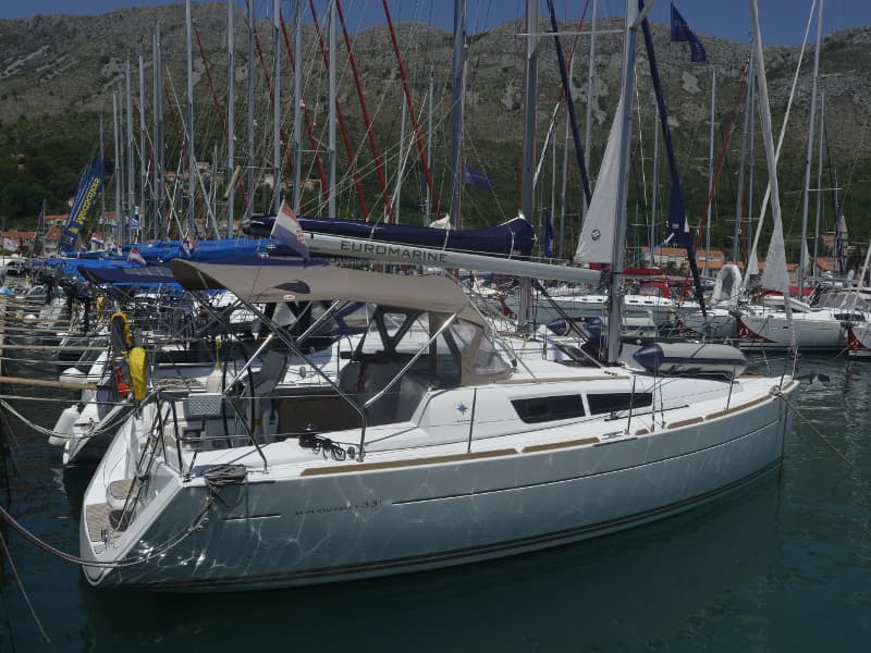 Sun Odyssey 33i - photo 12