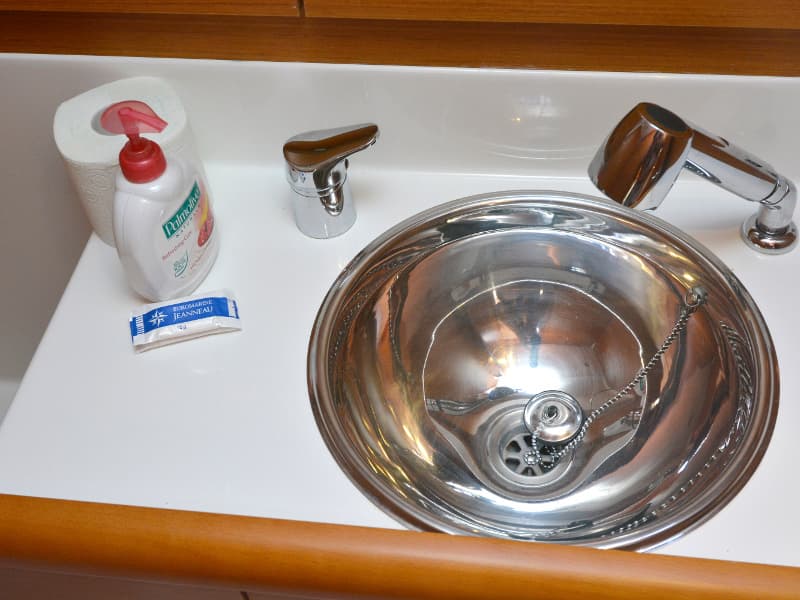 Sun Odyssey 33i - photo 9