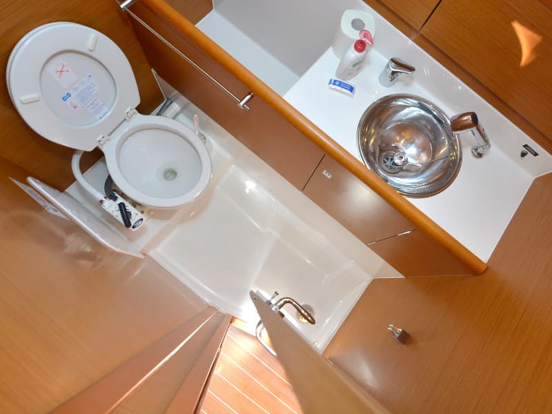 Sun Odyssey 33i - photo 5