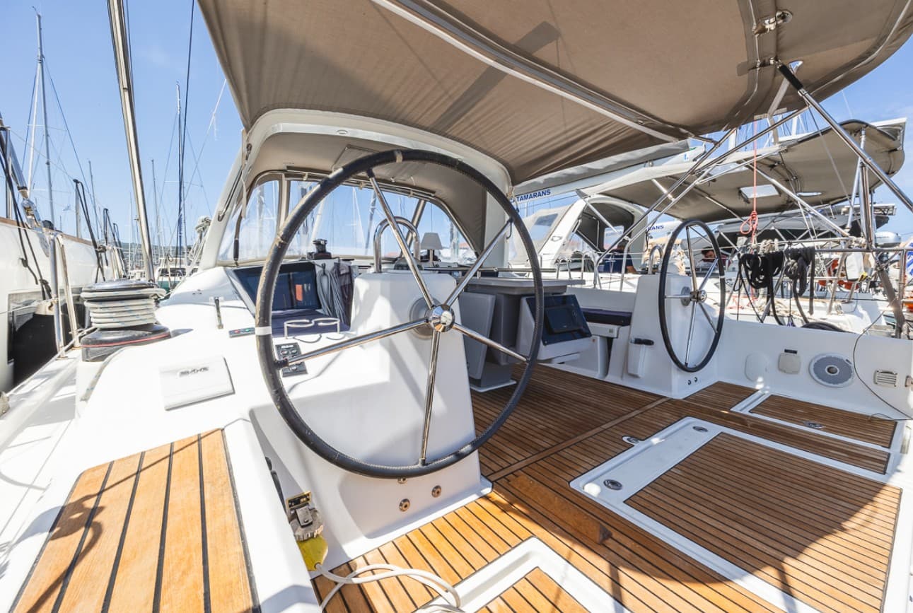 Oceanis 41.1 - photo 4