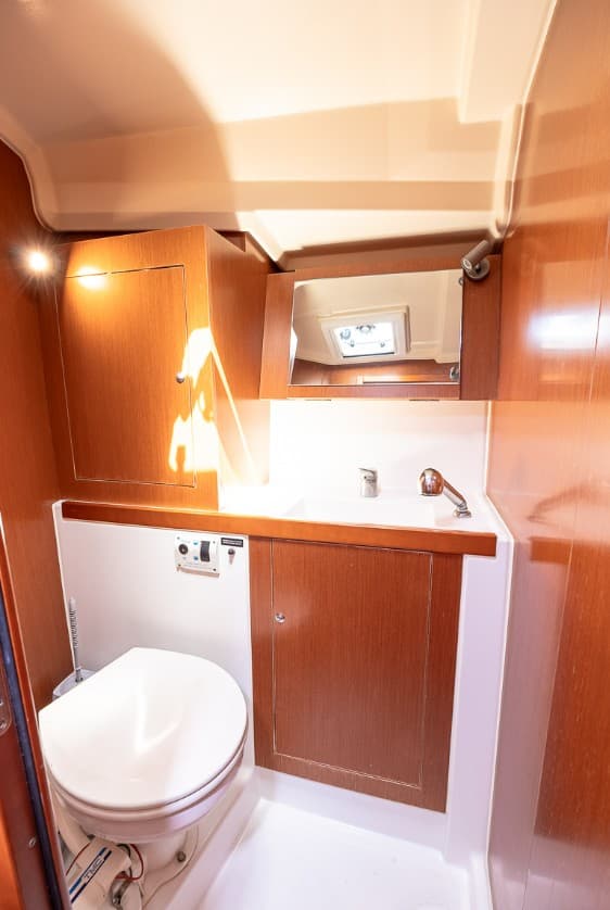 Oceanis 41.1 - photo 5