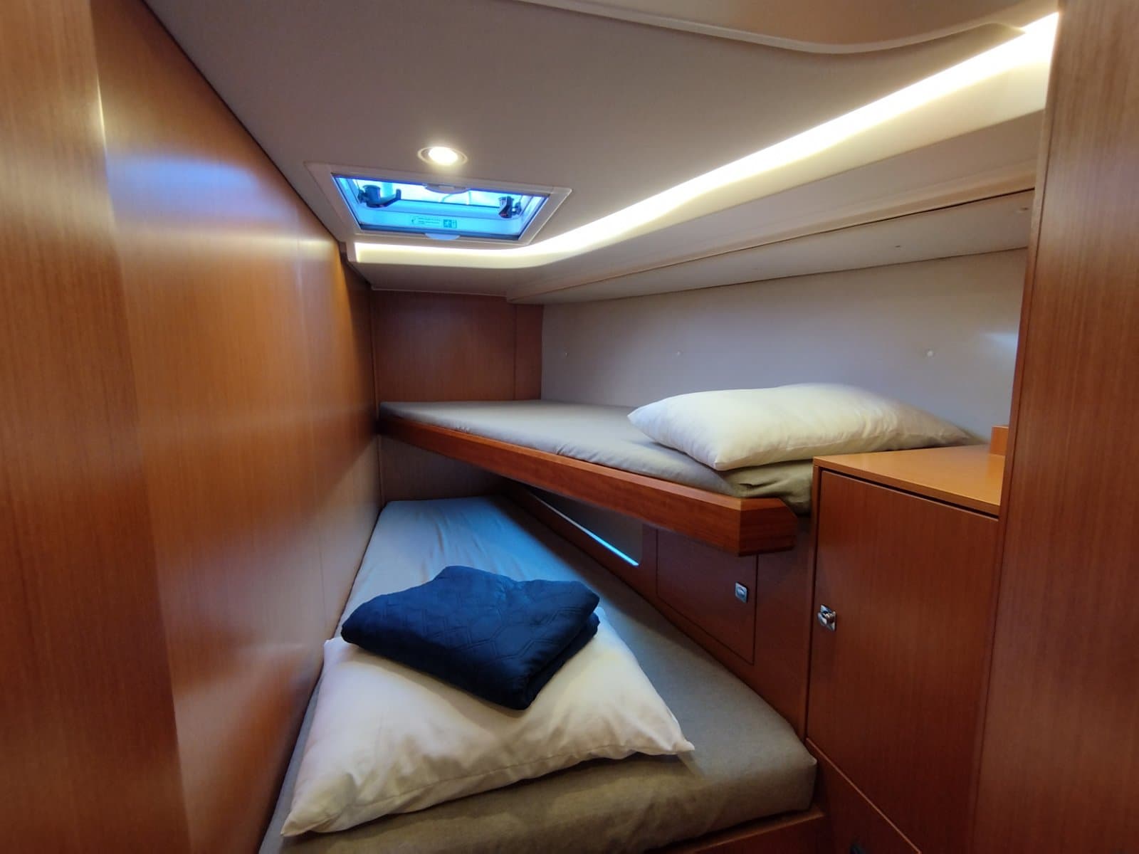 Bavaria C45 - photo 6