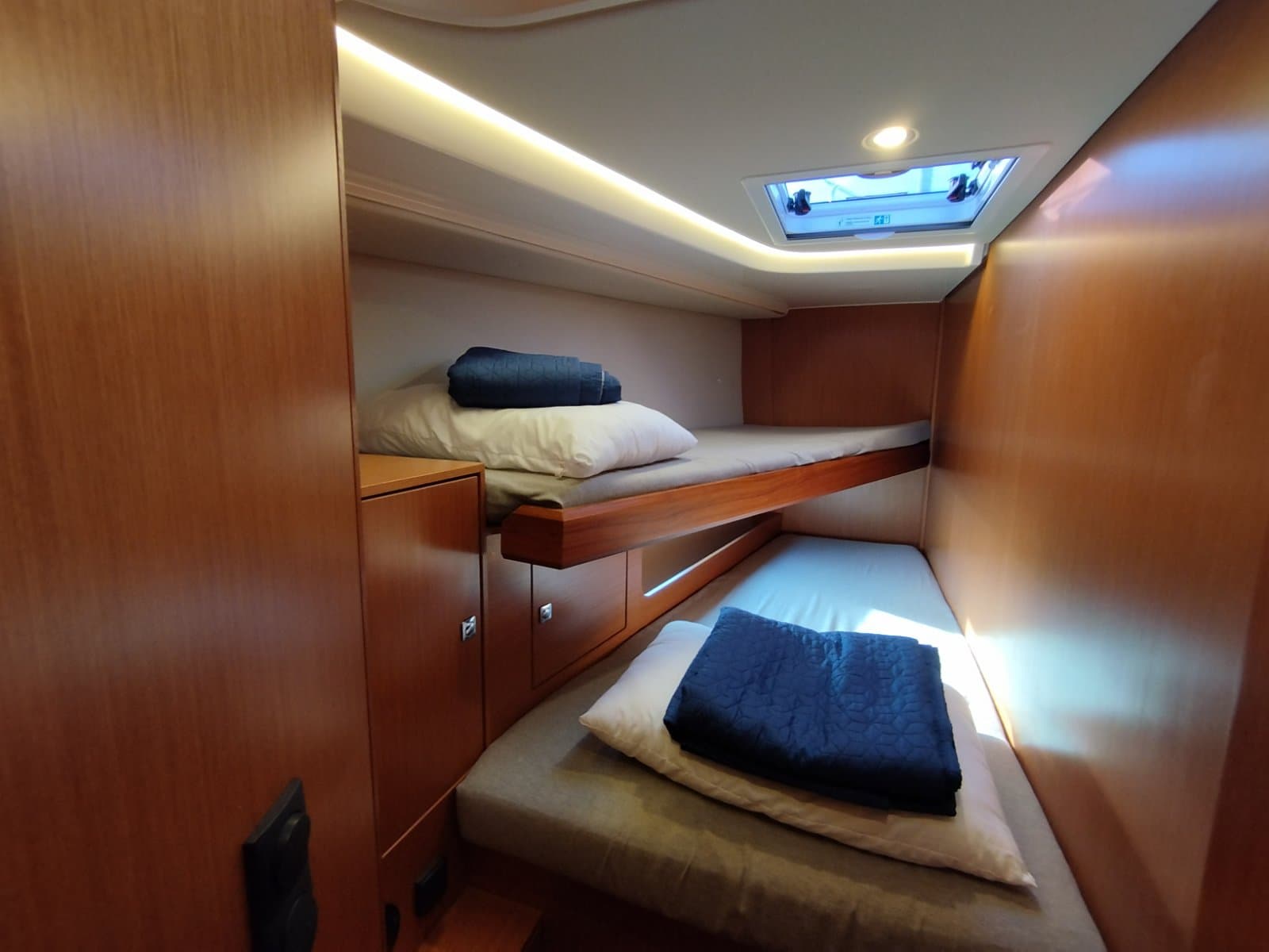 Bavaria C45 - photo 8