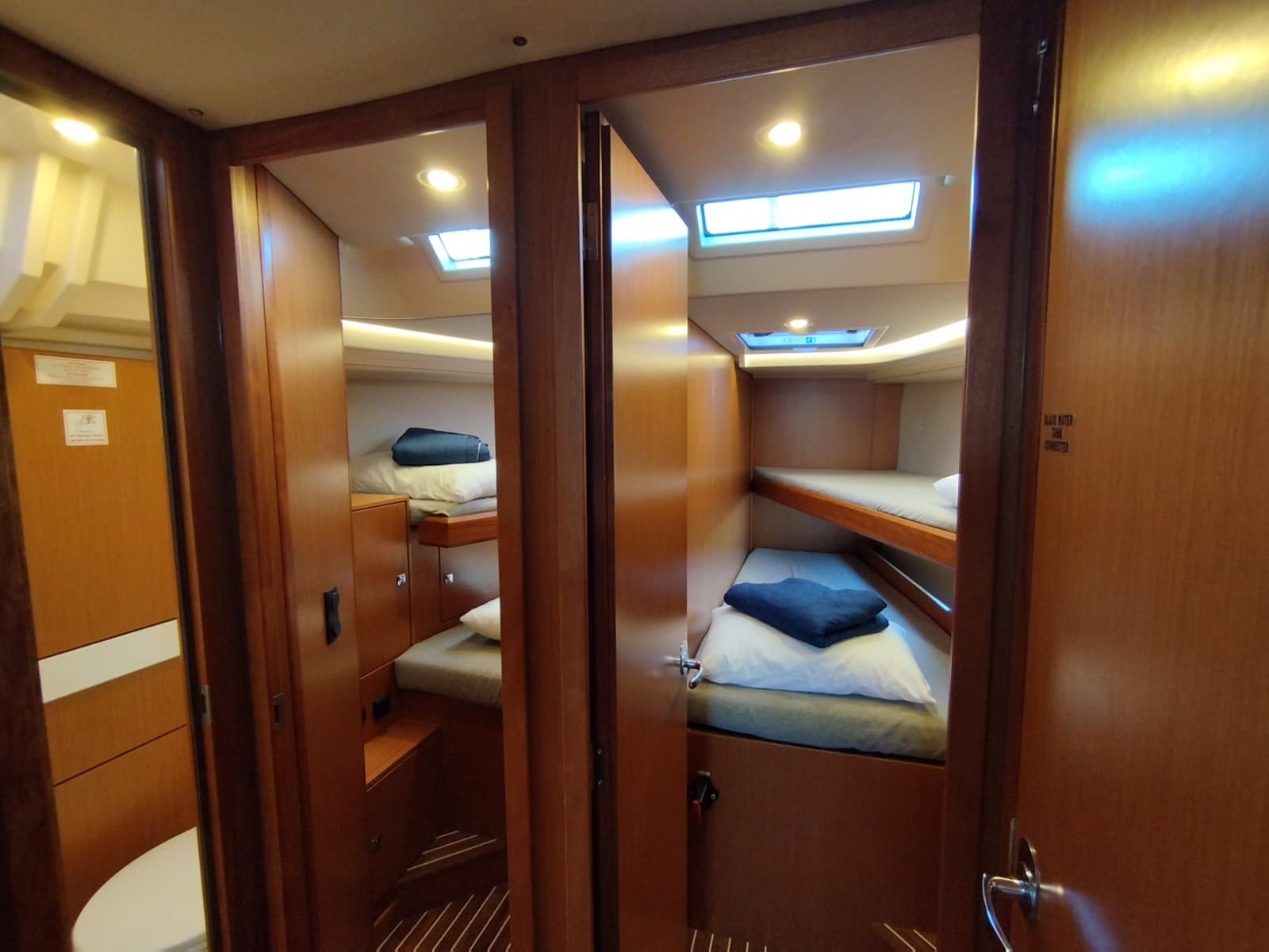 Bavaria C45 - photo 9