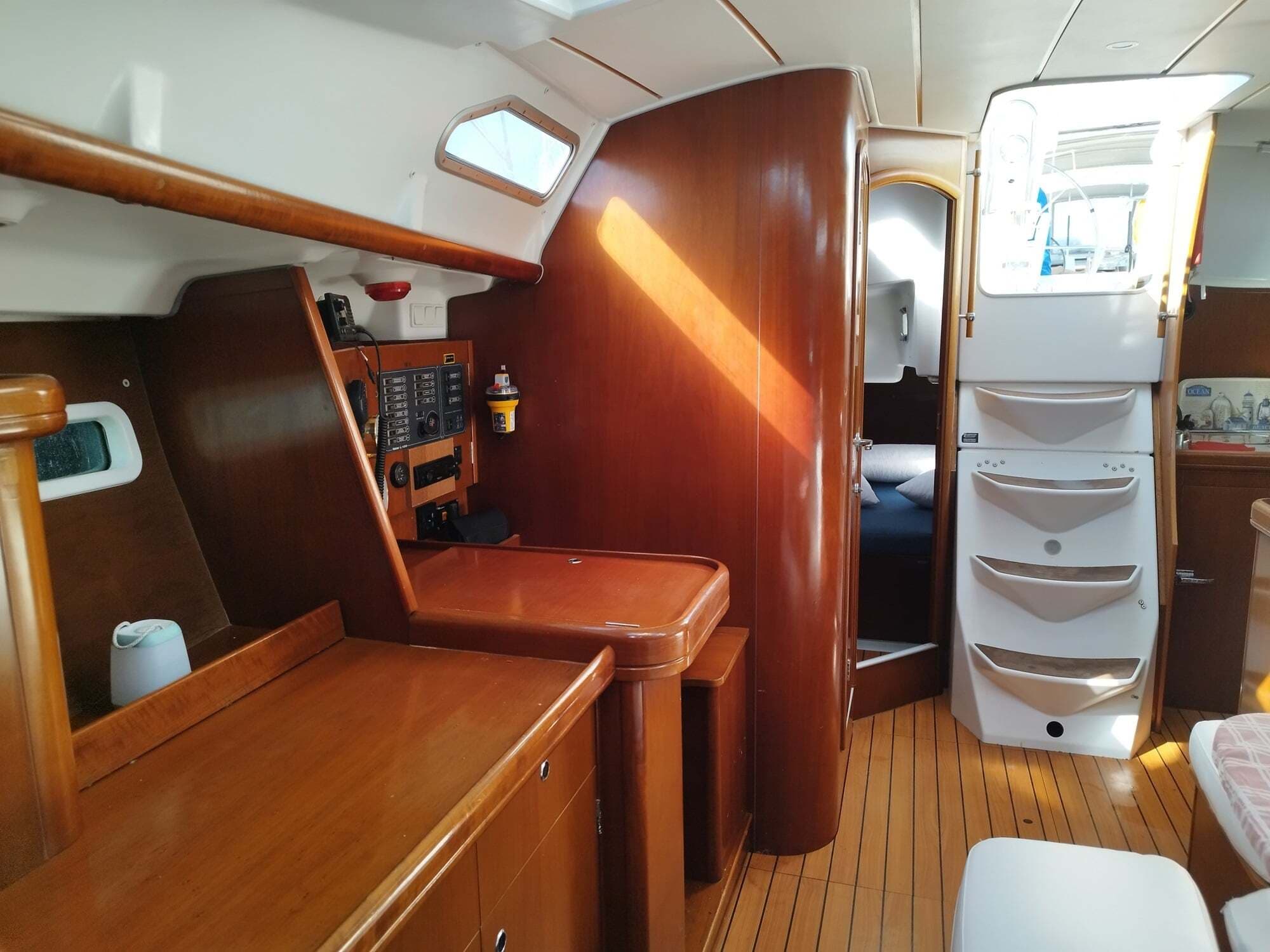 Oceanis 393 - photo 6