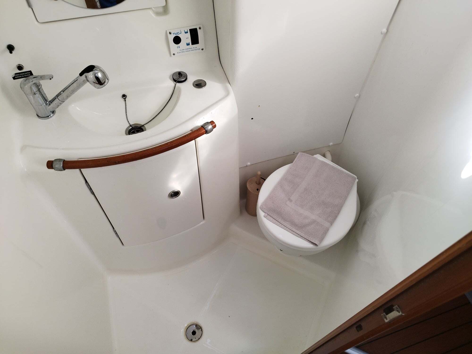 Oceanis 393 - photo 10